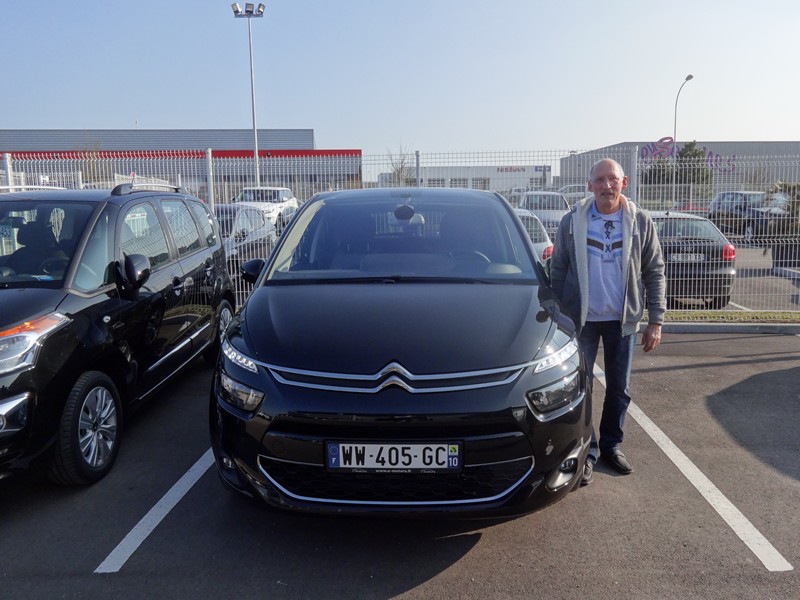 Avis-mandataire-auto-Emotors--Citroen-c4-picasso-exclusive-bluehdi-150-s-s-eat6-.