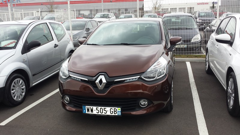 Avis-mandataire-auto-Emotors--Renault-clio-iv-zen-tce-90-energy-plus-gps-.