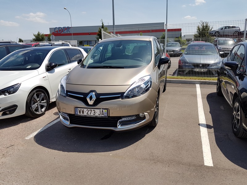 Avis-mandataire-auto-Emotors-Renault-Scenic-Iii-bose-dci-110-edc.