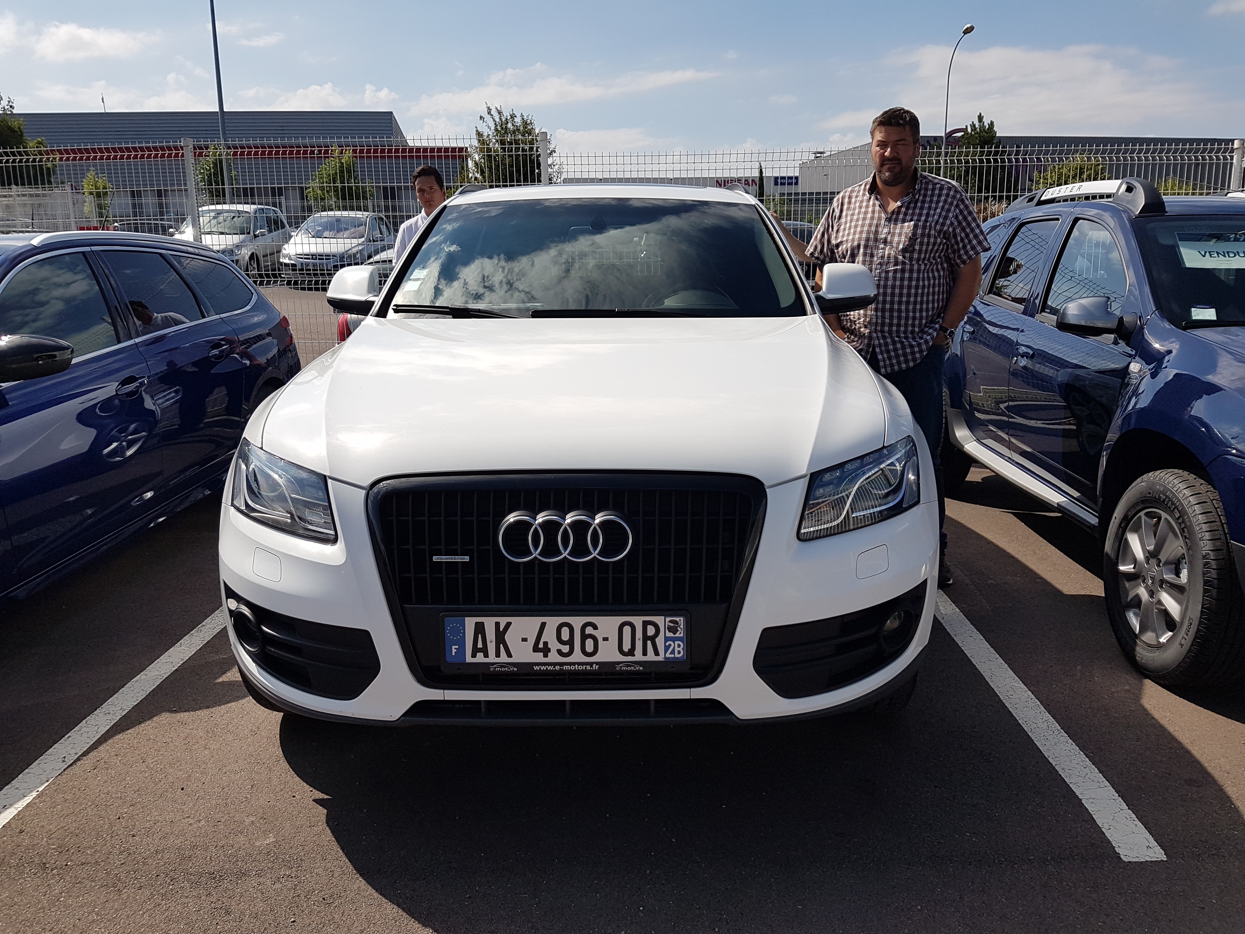 Avis-mandataire-auto-Emotors-Audi-Q5-S-line-tdi-170-automatique-quattro-plus-toit-ouvrant.