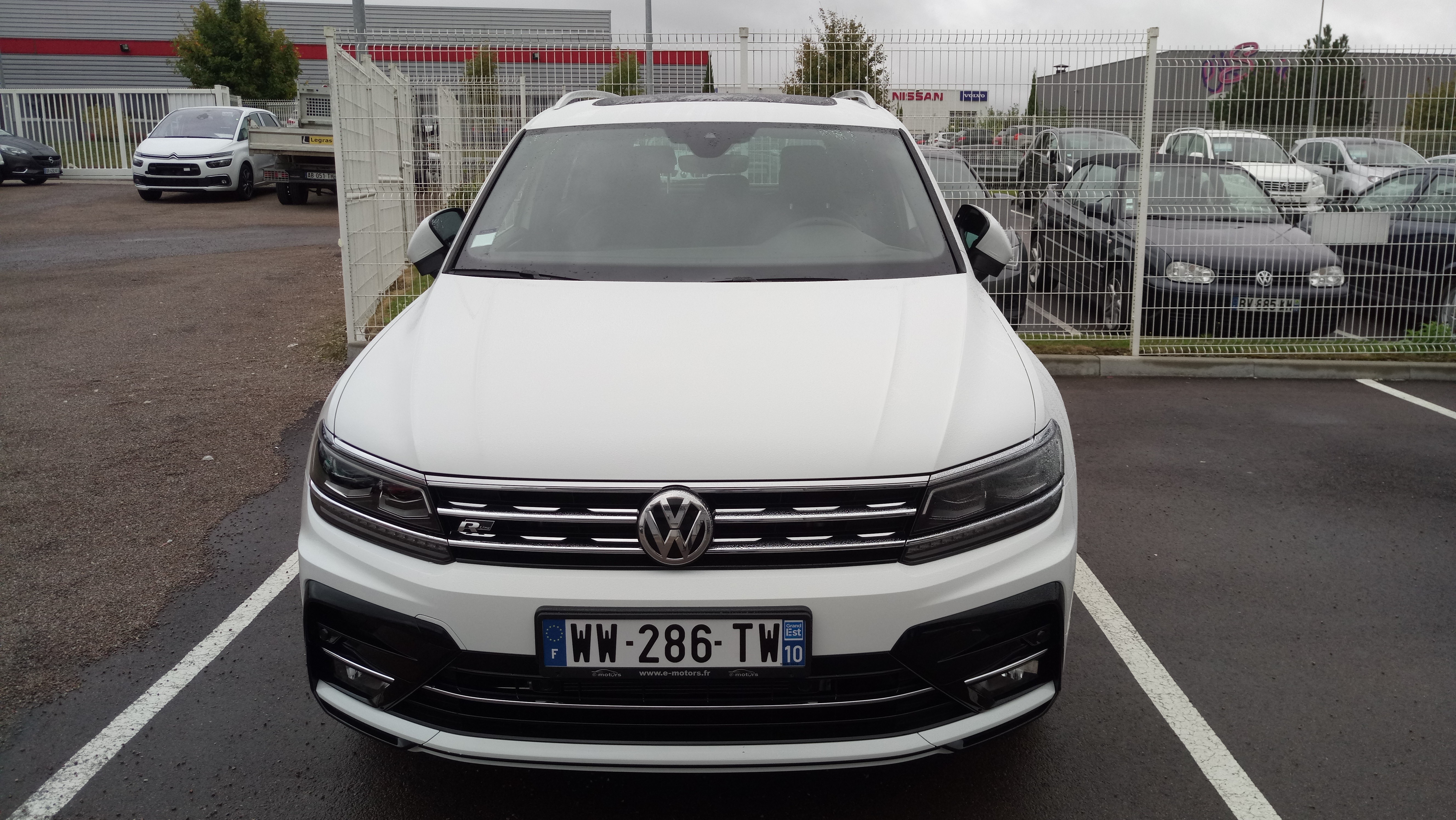 Avis-mandataire-auto-Emotors-Volkswagen-Tiguan-Carat-r-line-tdi-190-4motion-dsg7-sp-cial-export.