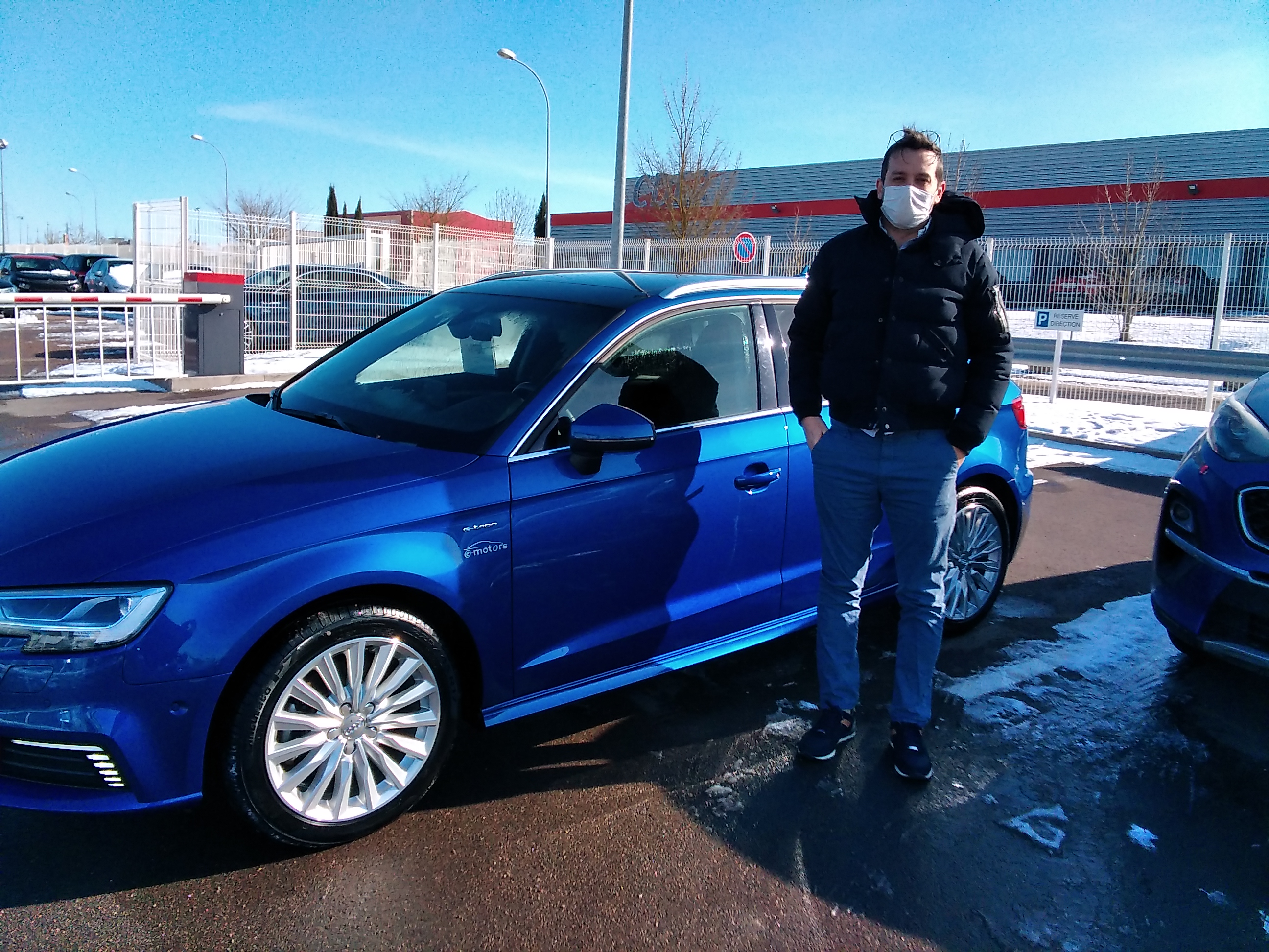 Avis-mandataire-auto-Emotors-Audi-A3-sportback-Design-tfsi-e-tron-204-s-tronic.