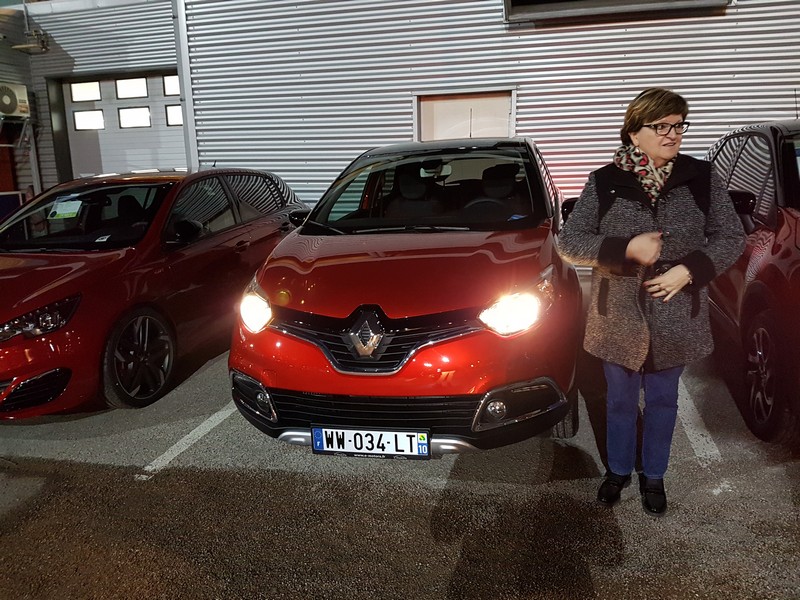 Avis-mandataire-auto-Emotors-Renault-Captur-Intens-tce-120-edc-energy-plus-pack-outdoor.