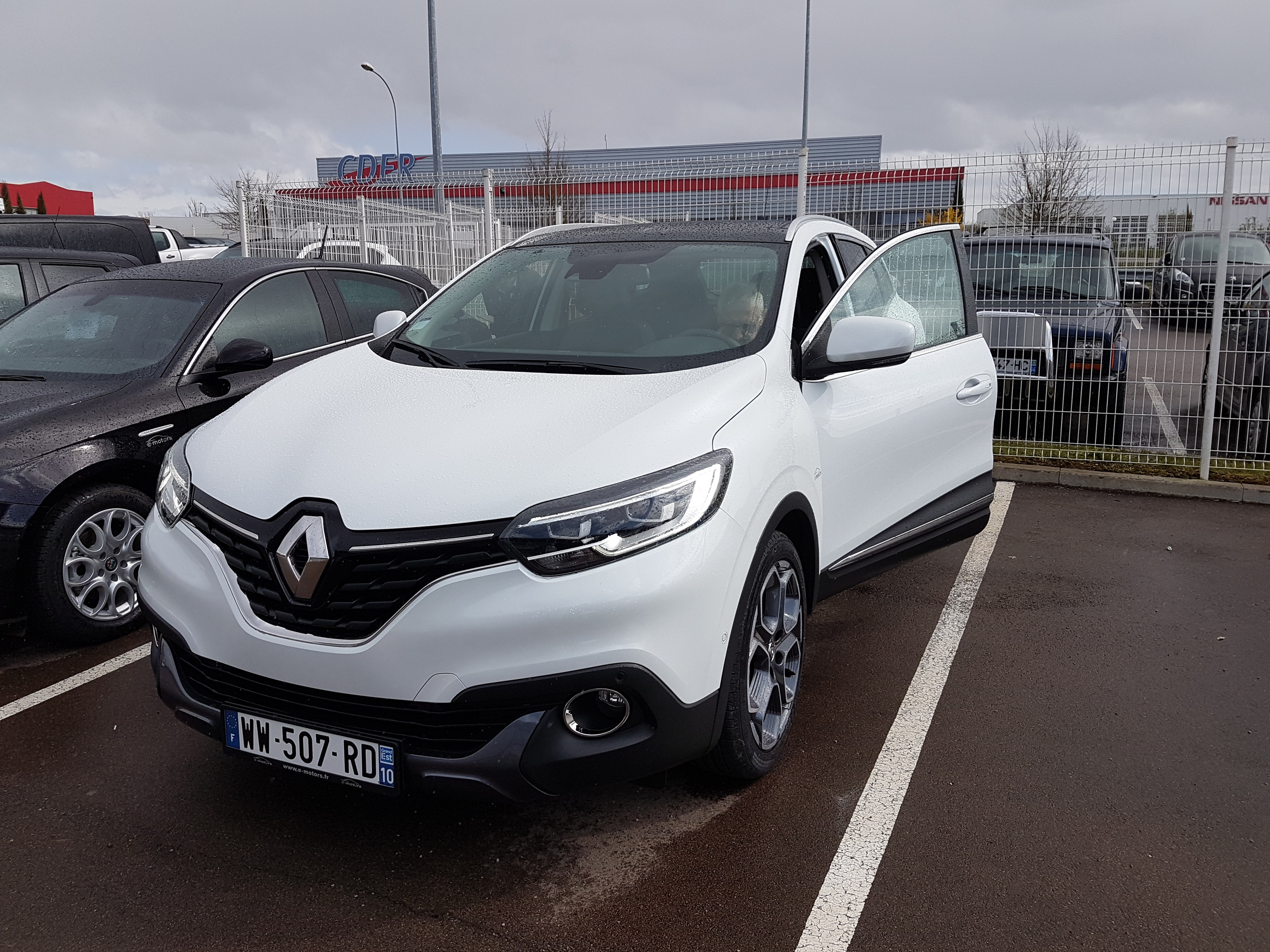 Avis-mandataire-auto-Emotors-Renault-Kadjar-Intens-tce-130-edc-4x2-plus-bose-toit-pano.