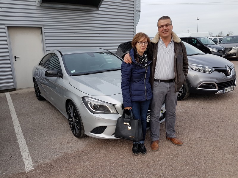 Avis-mandataire-auto-Emotors-Mercedes-Classe-cla-200-sensation-7-g-dct-auto.