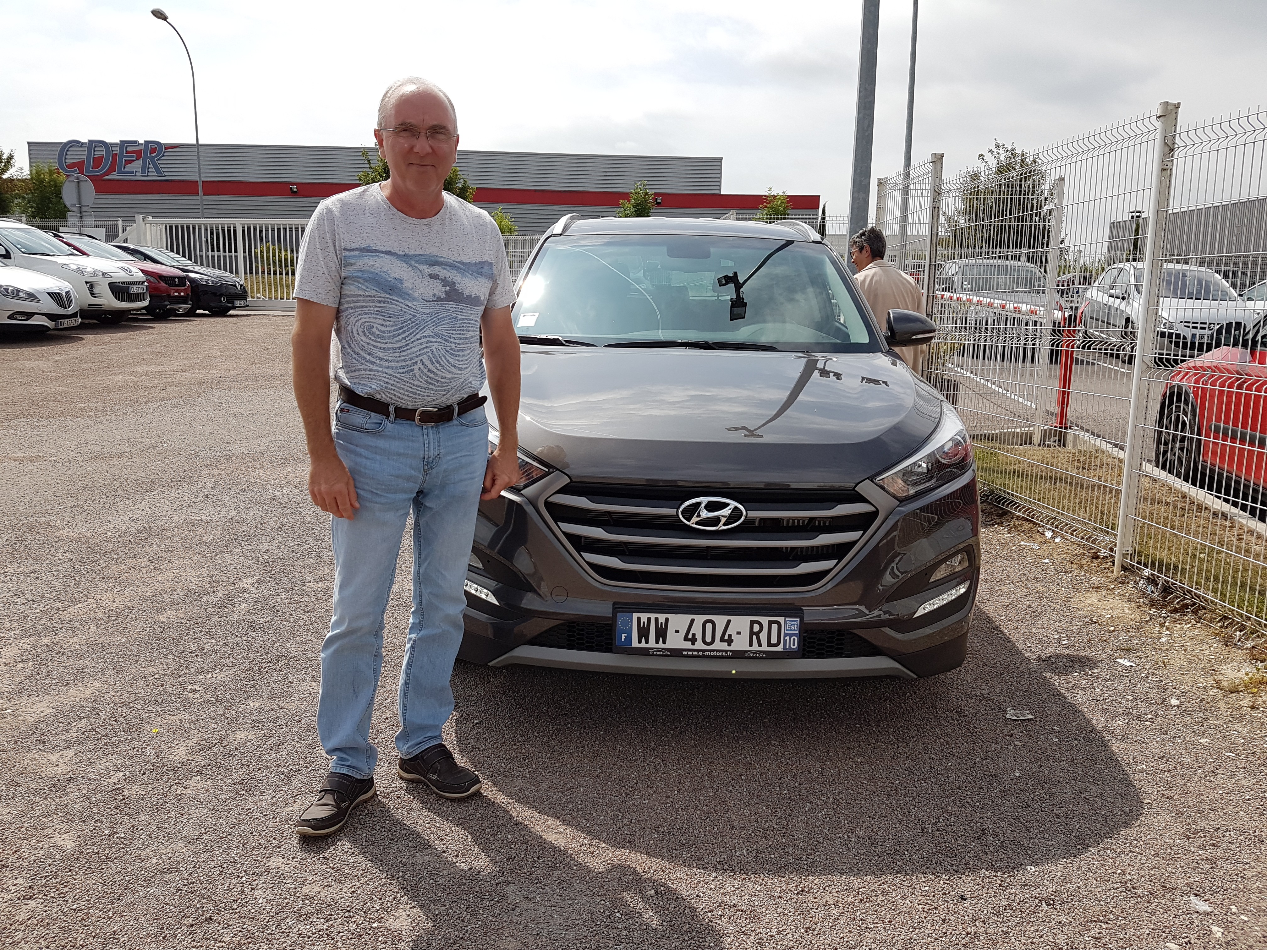 Avis-mandataire-auto-Emotors-Hyundai-Tucson-Intuitive-crdi-115-4x2.