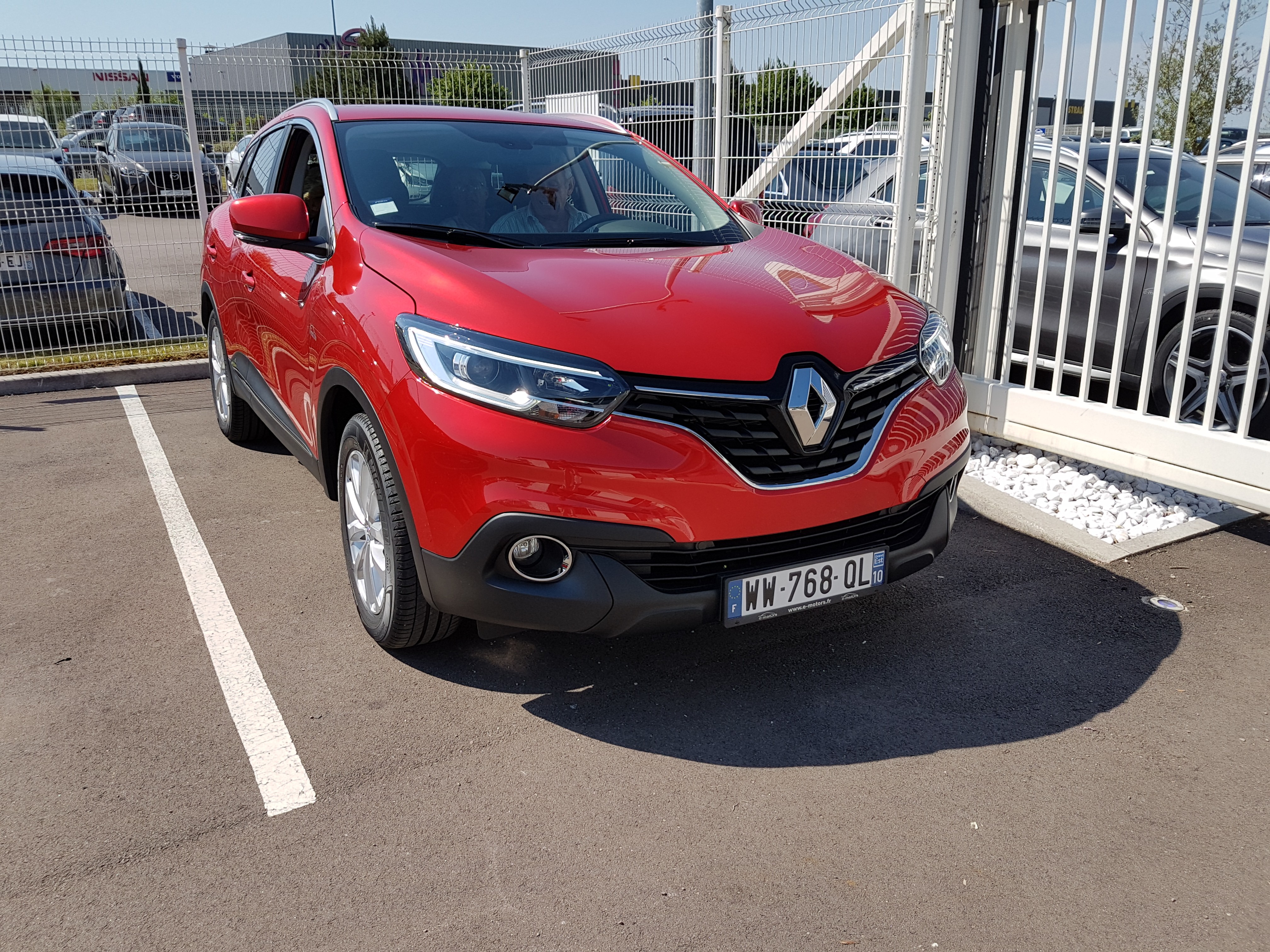 Avis-mandataire-auto-Emotors-Renault-Kadjar-Zen-dci-110-energy-plus-gps.