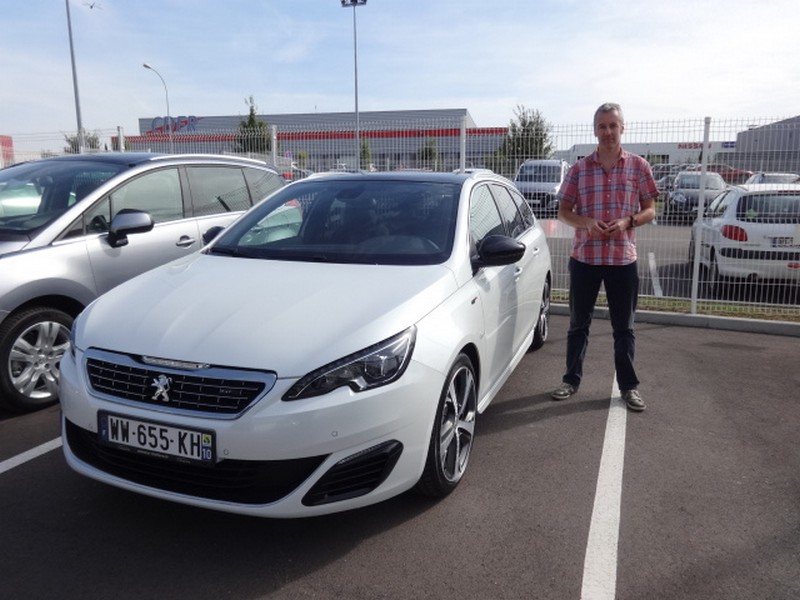 Avis-mandataire-auto-Emotors-Peugeot-308-sw-Gt-bluehdi-180-eat-plus-toit-vitr.