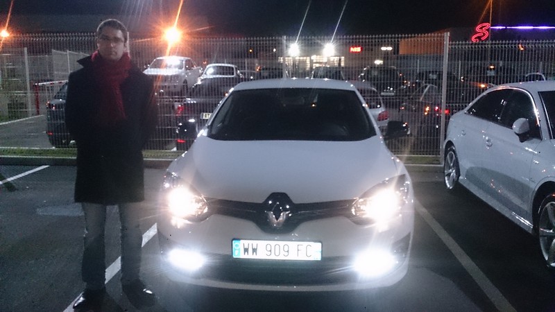 Avis-mandataire-auto-Emotors--Renault-megane-iii-limited-tce-115-energy-.