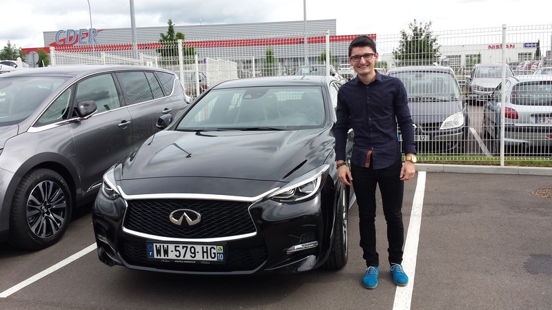 Avis-mandataire-auto-Emotors-Infiniti-Q30-2-2d-170-7dct-awd-sport-5p.