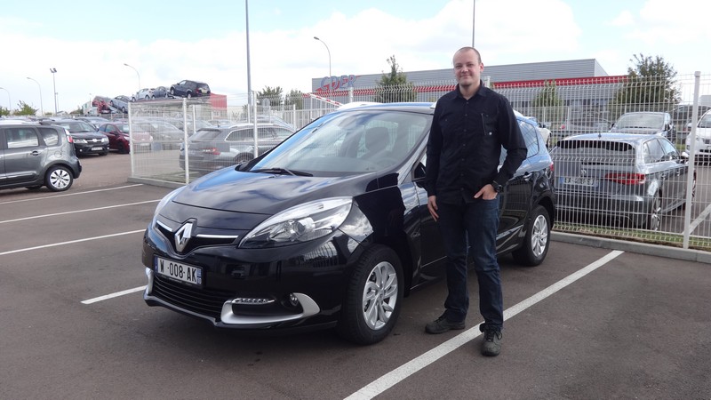 Avis-mandataire-auto-Emotors-Renault-Grand-scenic-Grand-sc-nic-iii-zen-tce-130-energy-7places-plus-gps.