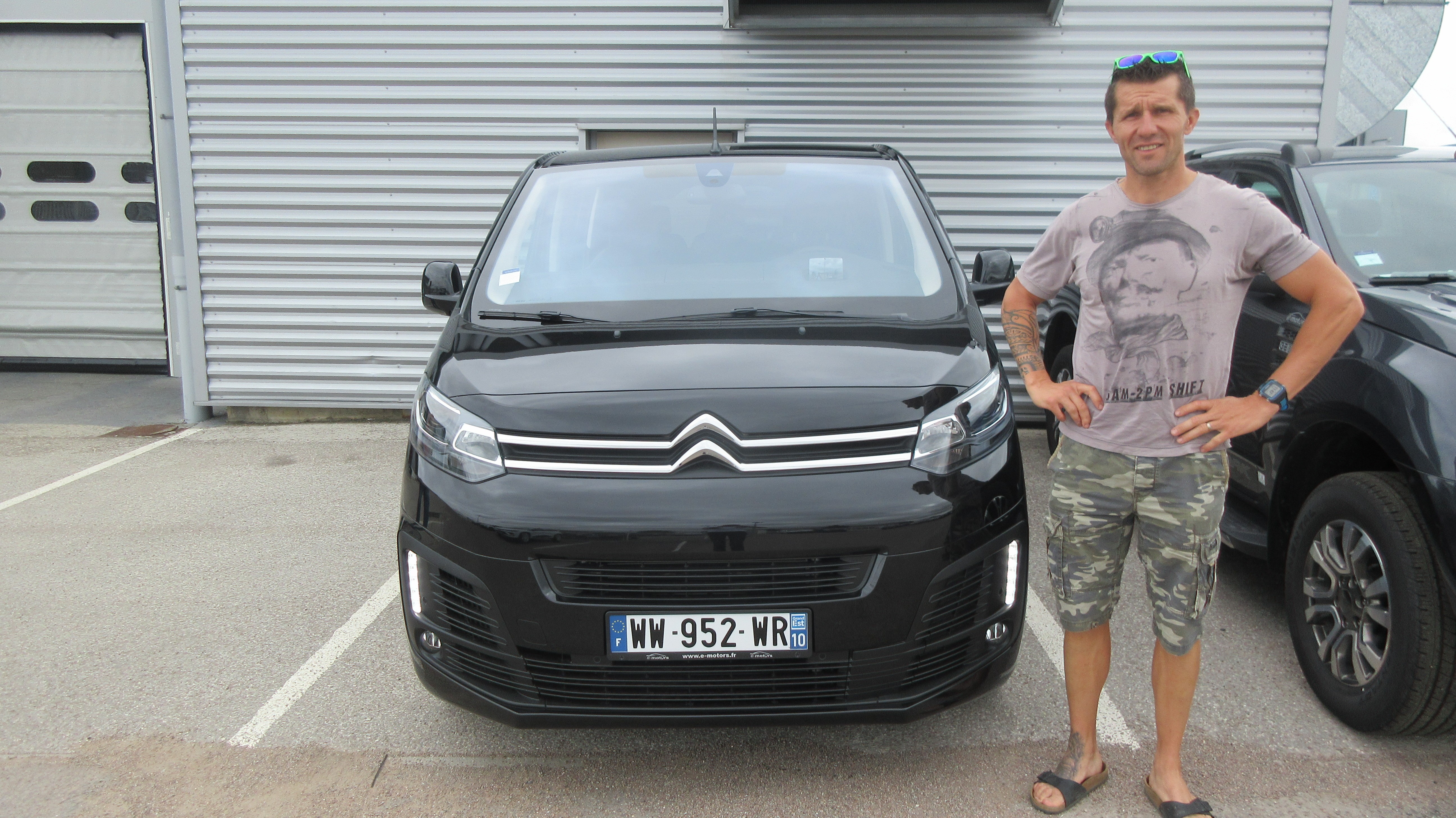 Avis-mandataire-auto-Emotors-Citroen-Spacetourer-Shine-m-bluehdi-180-s-s-eat6.