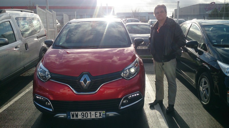 Avis-mandataire-auto-Emotors--Renault-captur-helly-hansen-tce-120-edc-.