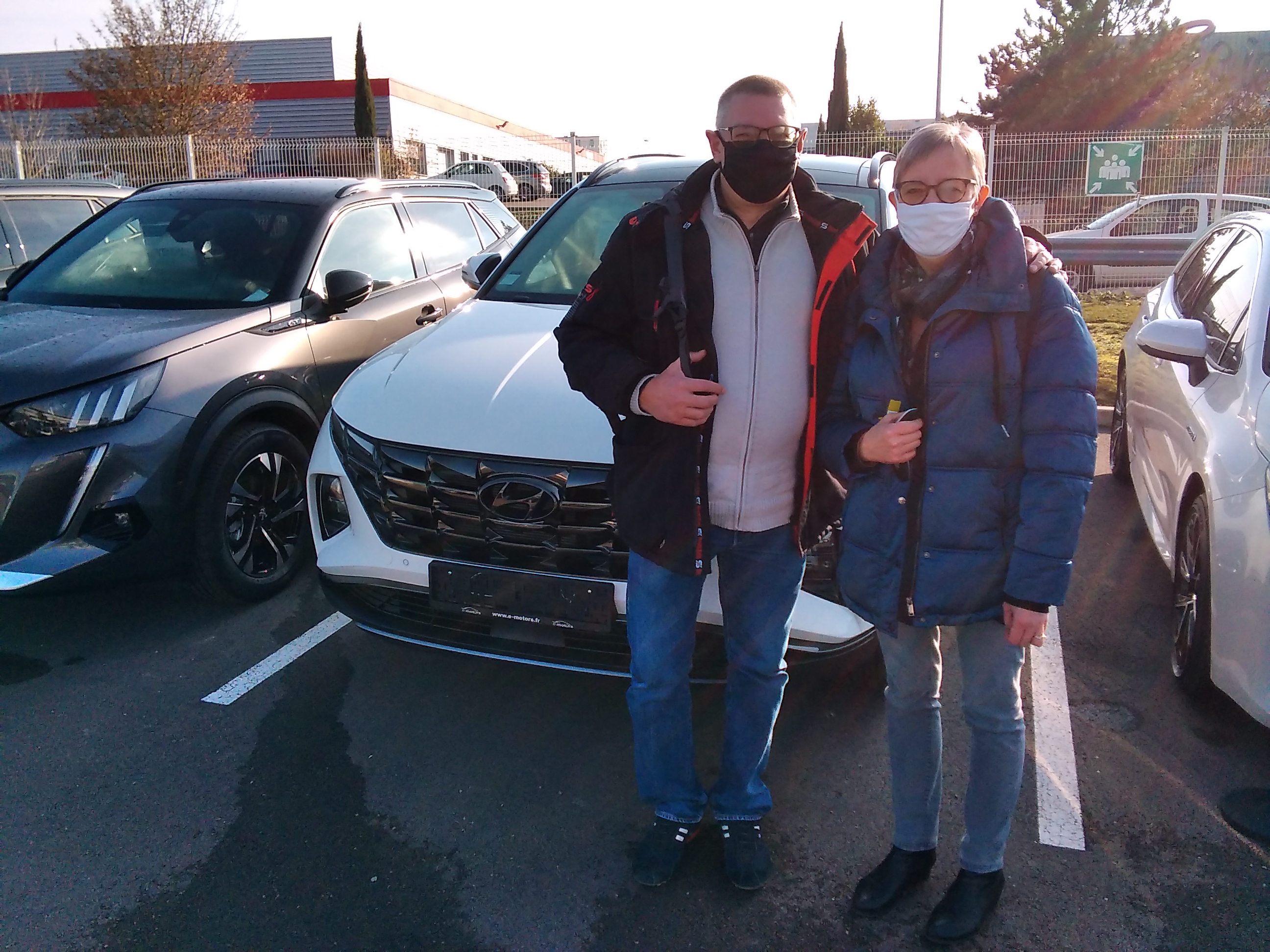 Avis-mandataire-auto-Emotors-Hyundai-Tucson-Creative-t-gdi-230-hybrid-plus-toit-pano.