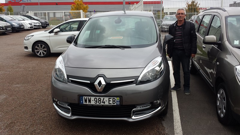 Avis-mandataire-auto-Emotors--Renault-scenic-iii-bose-tce-130-energy-.