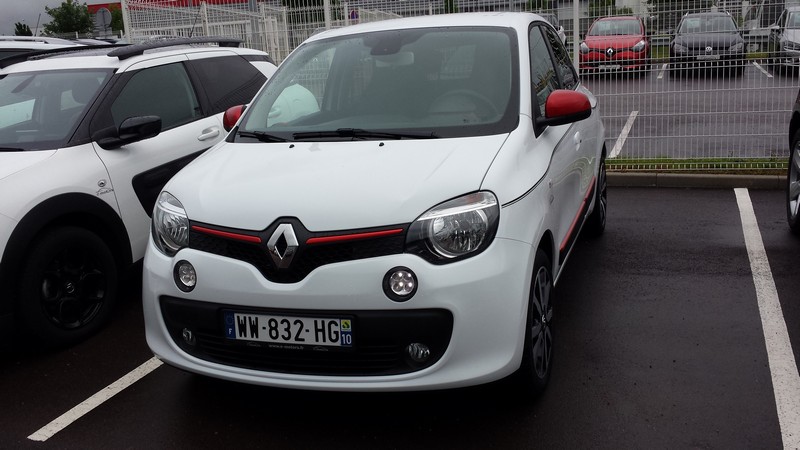 Avis-mandataire-auto-Emotors-Renault-Twingo-Iii-intens-tce-90-edc.