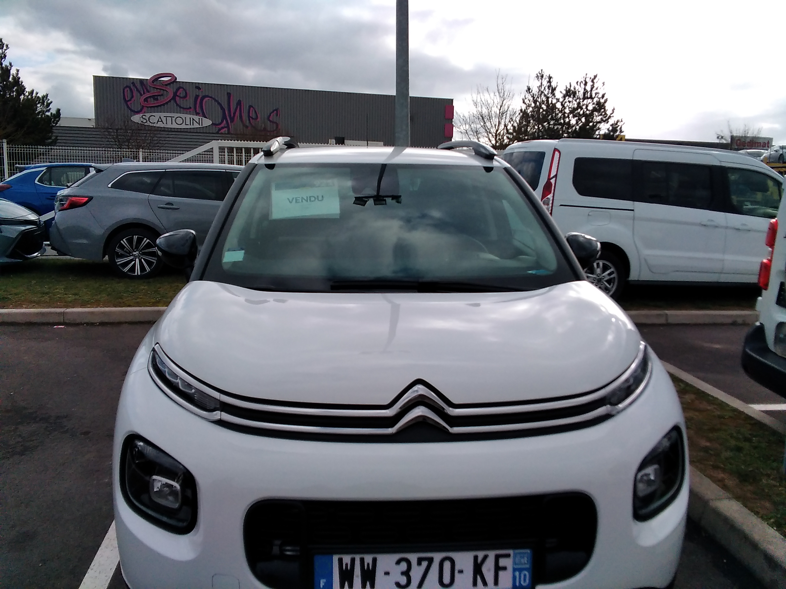 Avis-mandataire-auto-Emotors-Citroen-C3-aircross-Shine-bluehdi-120-s-s-eat6.