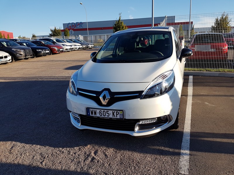 Avis-mandataire-auto-Emotors-Renault-Scenic-Iii-bose-dci-130-energy-plus-toit-vitr-visio.