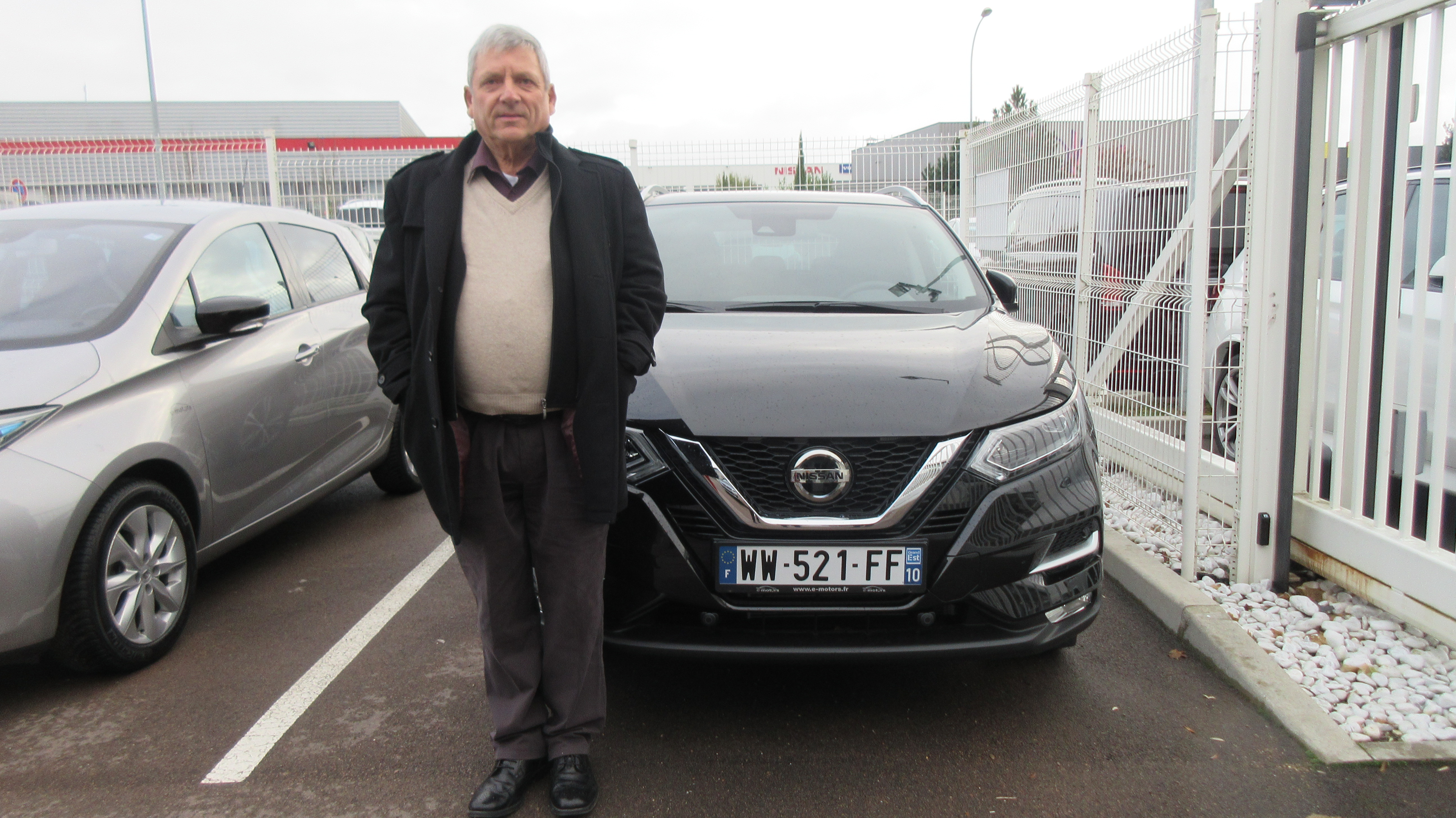 Avis-mandataire-auto-Emotors-Nissan-Qashqai-N-connecta-dig-t-115-4x2-plus-pack-design-pack-hiver.