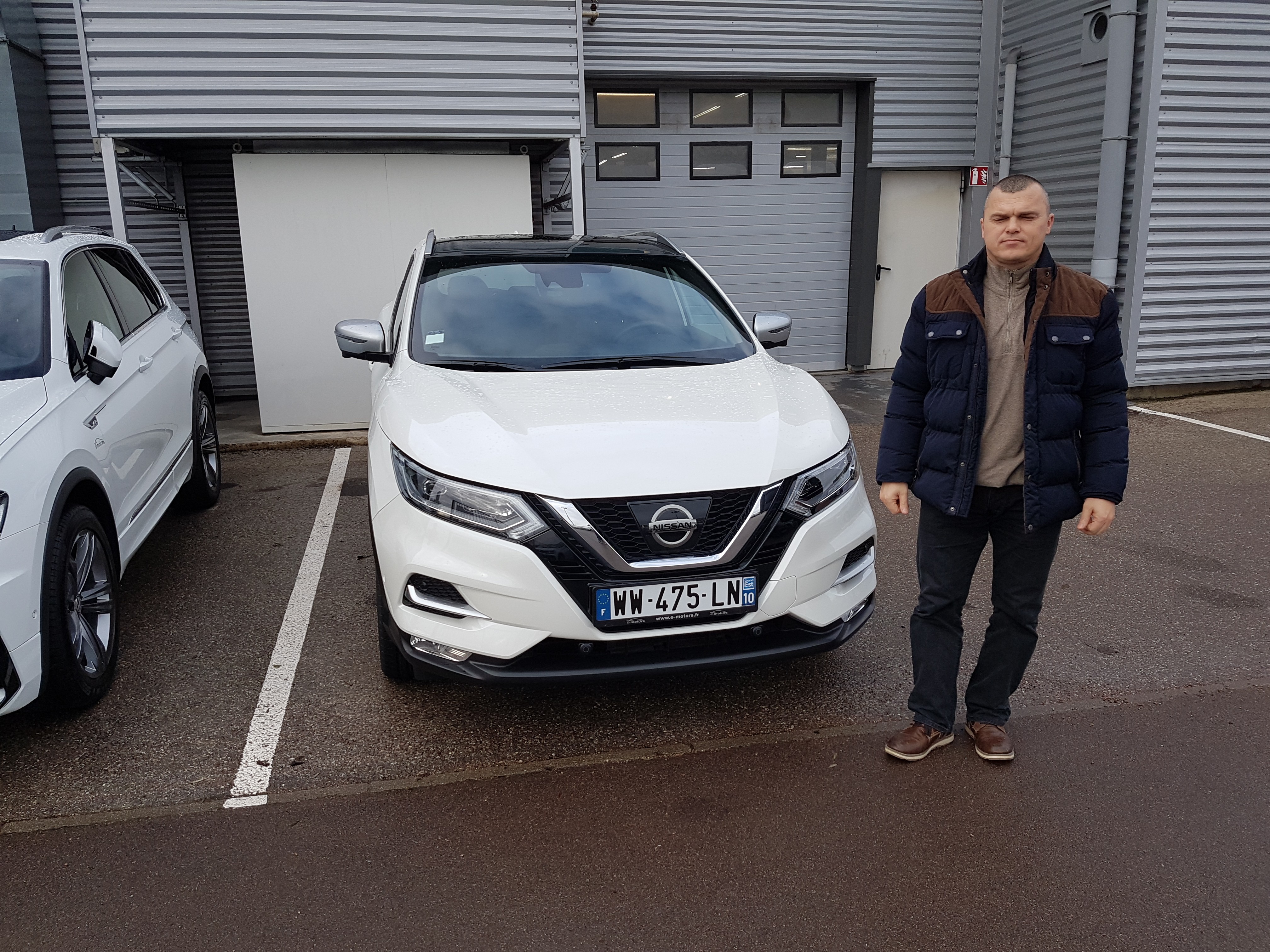 Avis-mandataire-auto-Emotors-Nissan-Qashqai-Tekna-plus-dci-130-4x2.