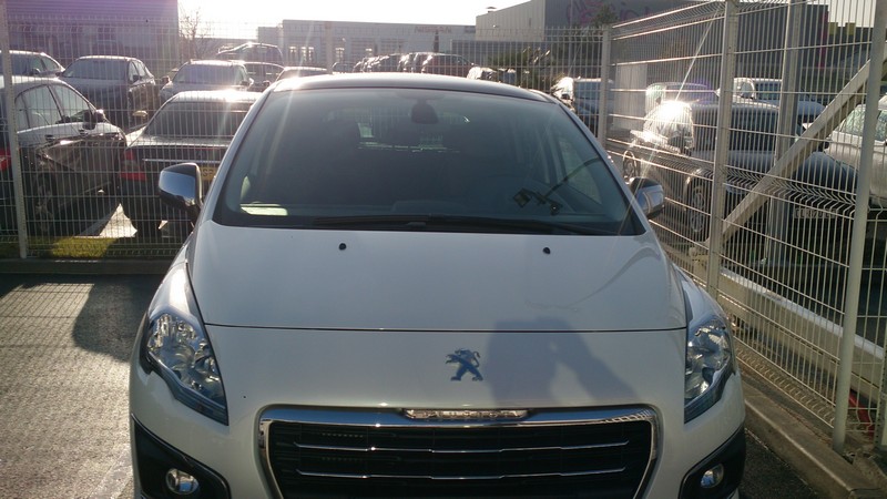 Avis-mandataire-auto-Emotors--Peugeot-3008-bluehdi-120cv-allure-neuve-.
