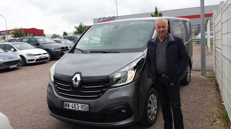 Avis-mandataire-auto-Emotors--Renault-trafic-fourgon-grand-confort-dci-120-energy-l1h1-1000kg-.