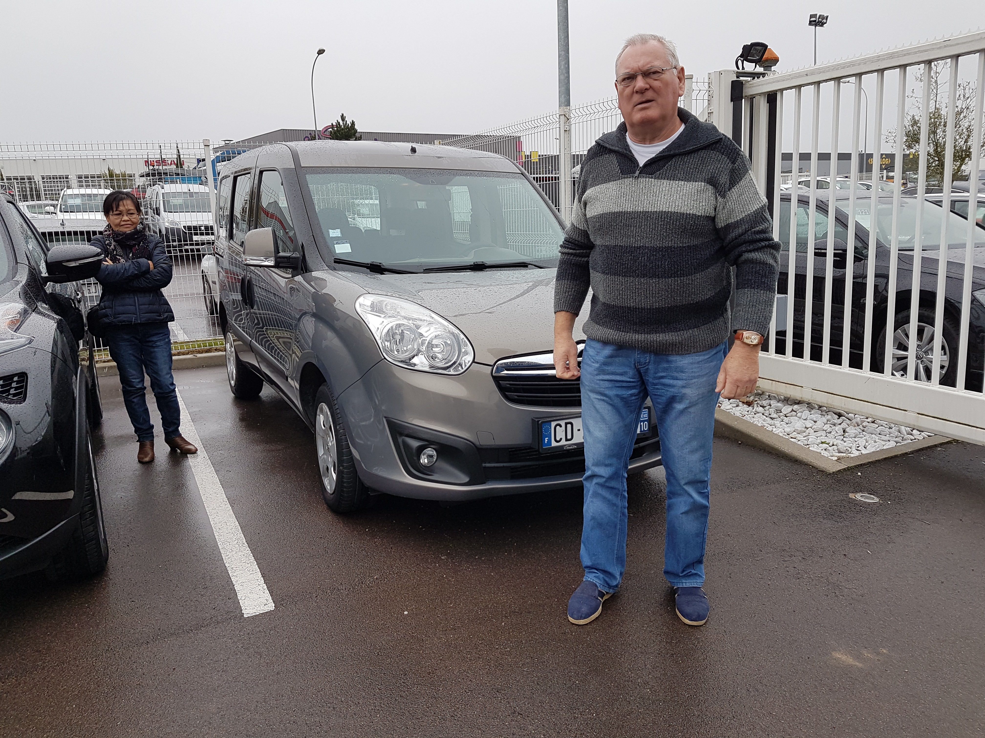 Avis-mandataire-auto-Emotors-Opel-Combo-tour-Cosmo-cdti-105.