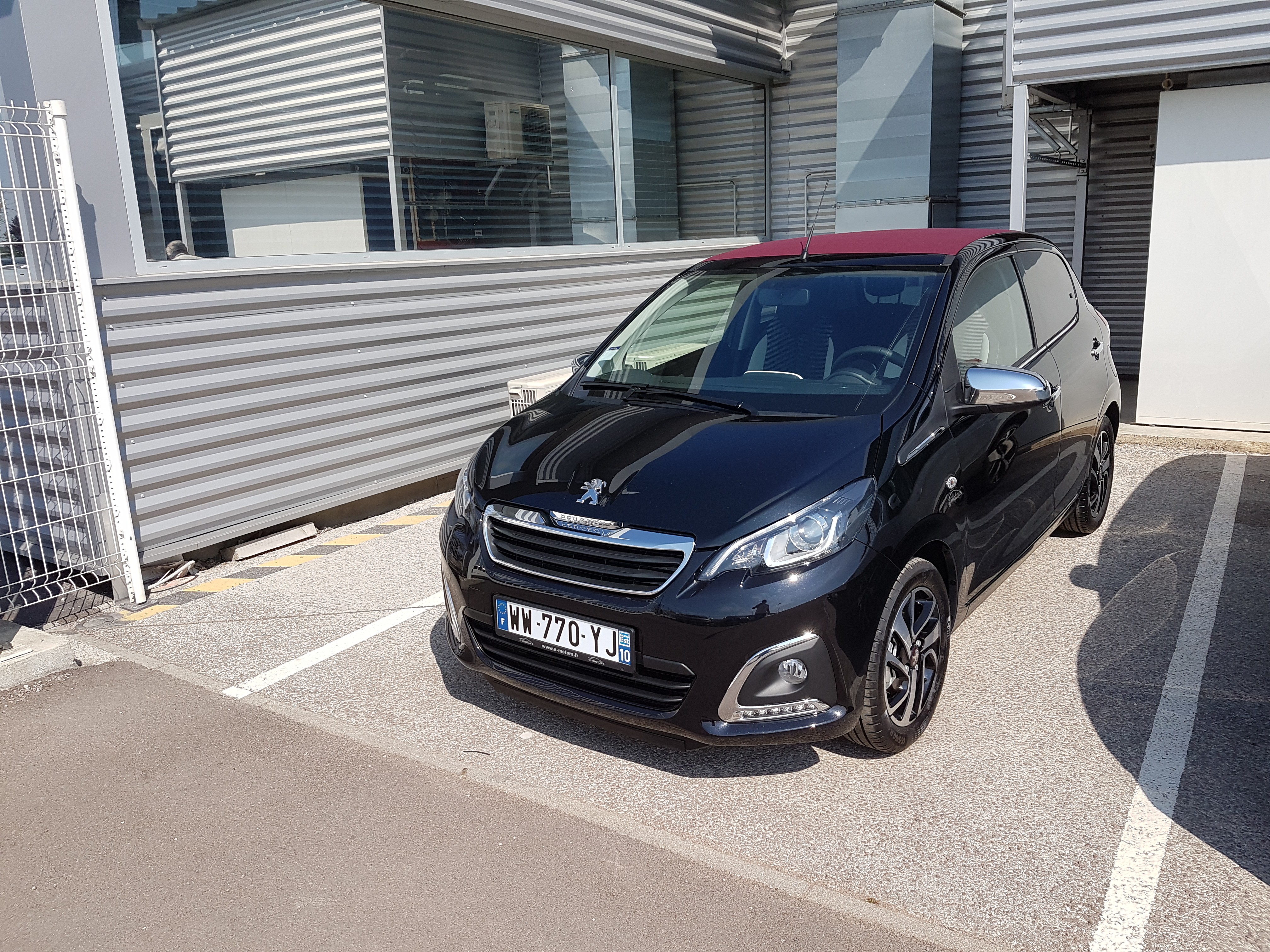 Avis-mandataire-auto-Emotors-Peugeot-108-Allure-top-vti-68-etg5-5p.