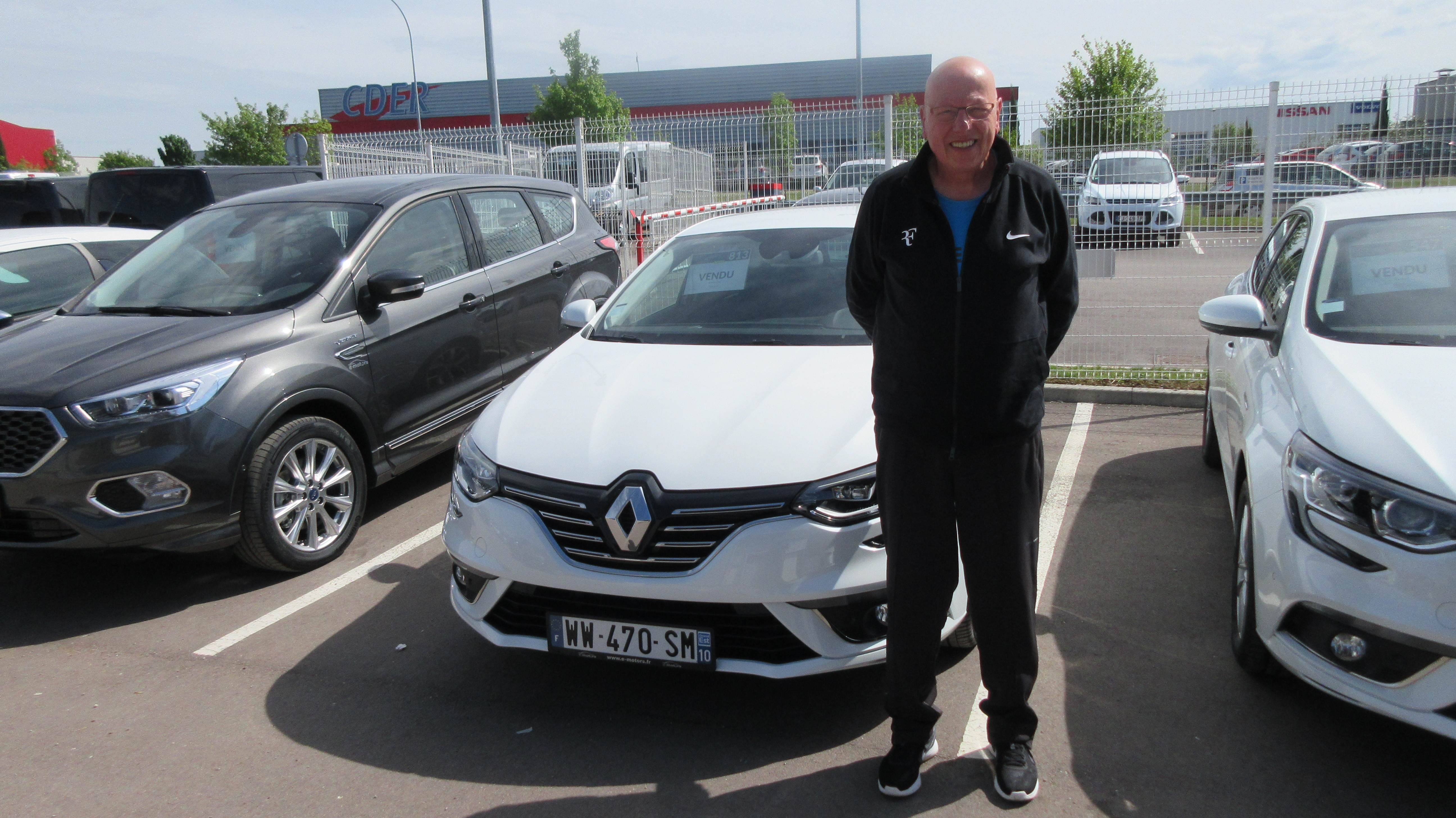 Avis-mandataire-auto-Emotors-Renault-Megane-iv-berline-M-gane-iv-berline-intens-tce-130-energy-edc-plus-bose.