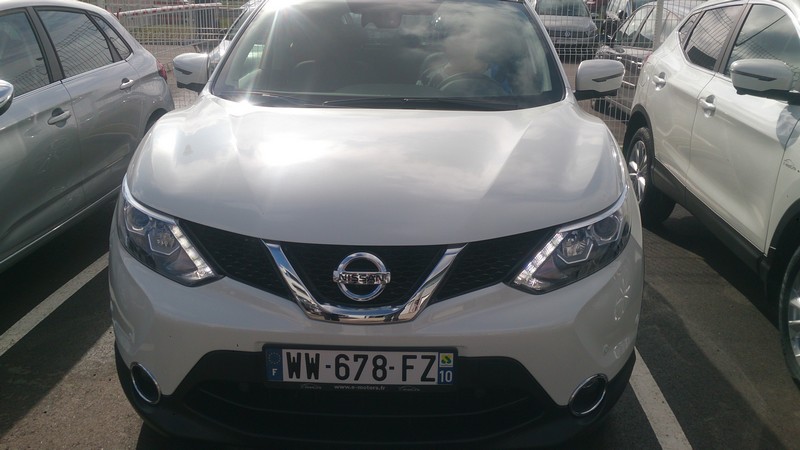 Avis-mandataire-auto-Emotors--Nissan-qashqai-tekna-dci-130-4x2-plus-toit-panoramique-.