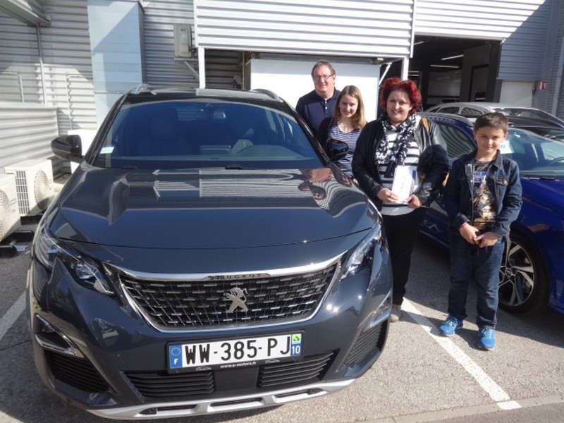 Avis-mandataire-auto-Emotors-Peugeot-3008-Gt-line-thp-165-s-s-eat6.