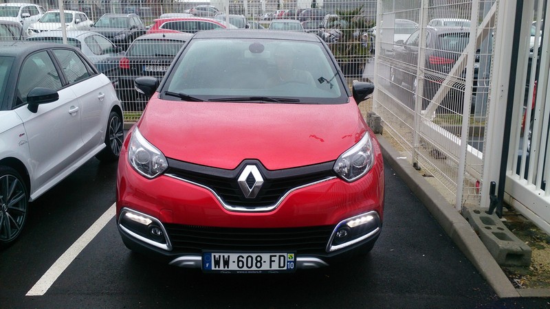 Avis-mandataire-auto-Emotors--Renault-captur-helly-hansen-tce-120-edc-.