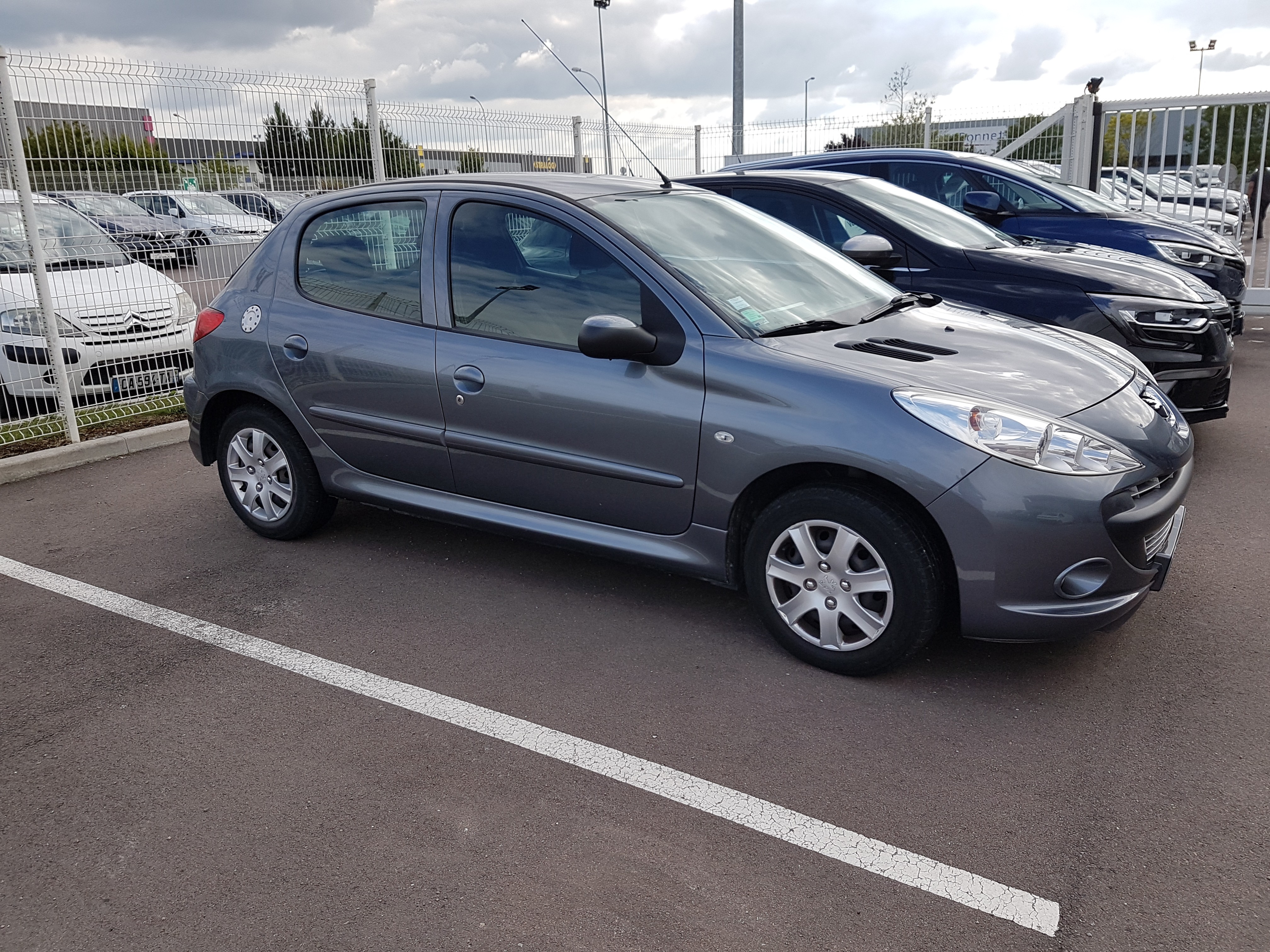 Avis-mandataire-auto-Emotors-Peugeot-206-plus-Urban-1-4e-75-5portes.