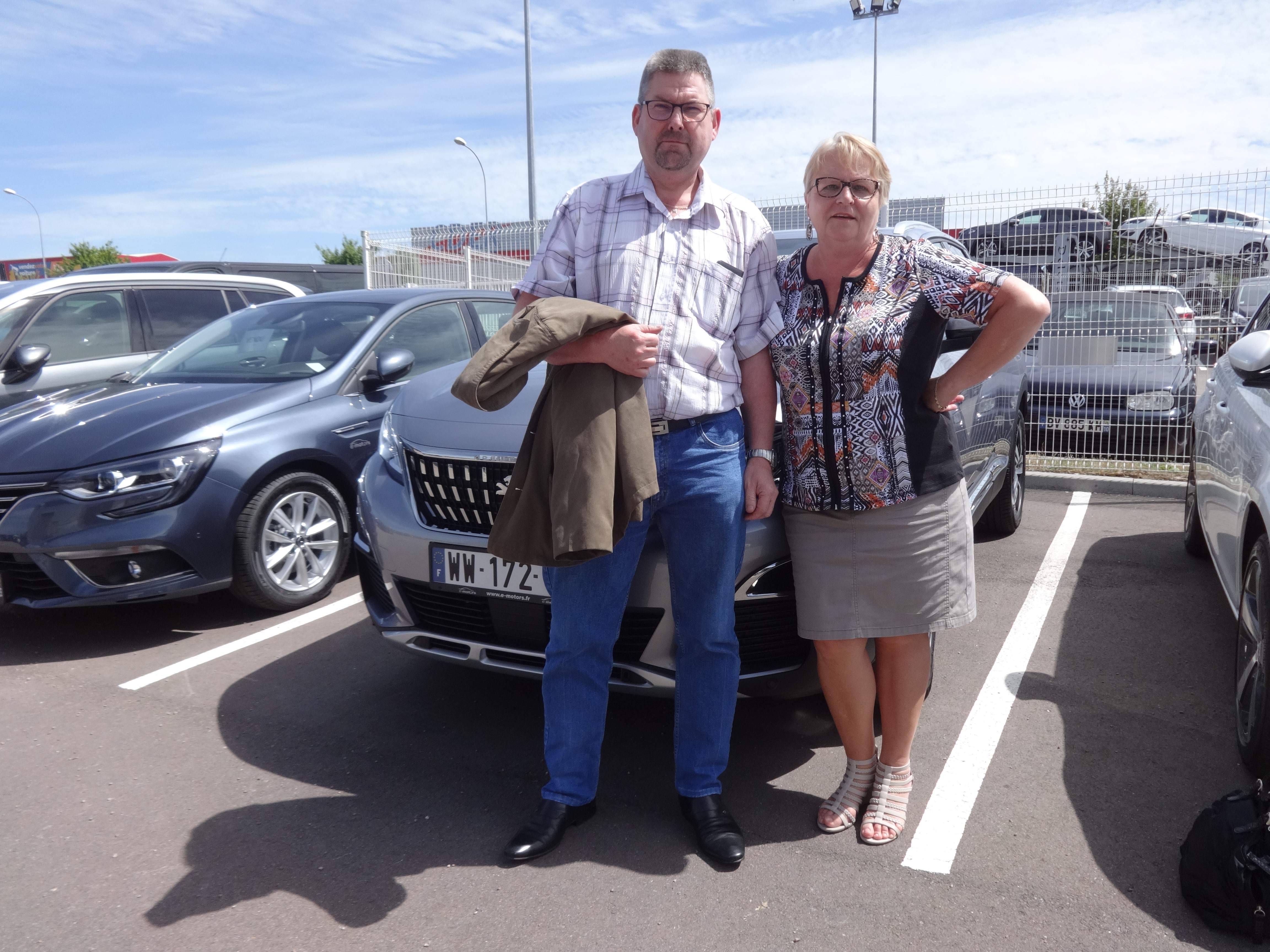 Avis-mandataire-auto-Emotors-Peugeot-3008-Allure-bluehdi-120-s-s.