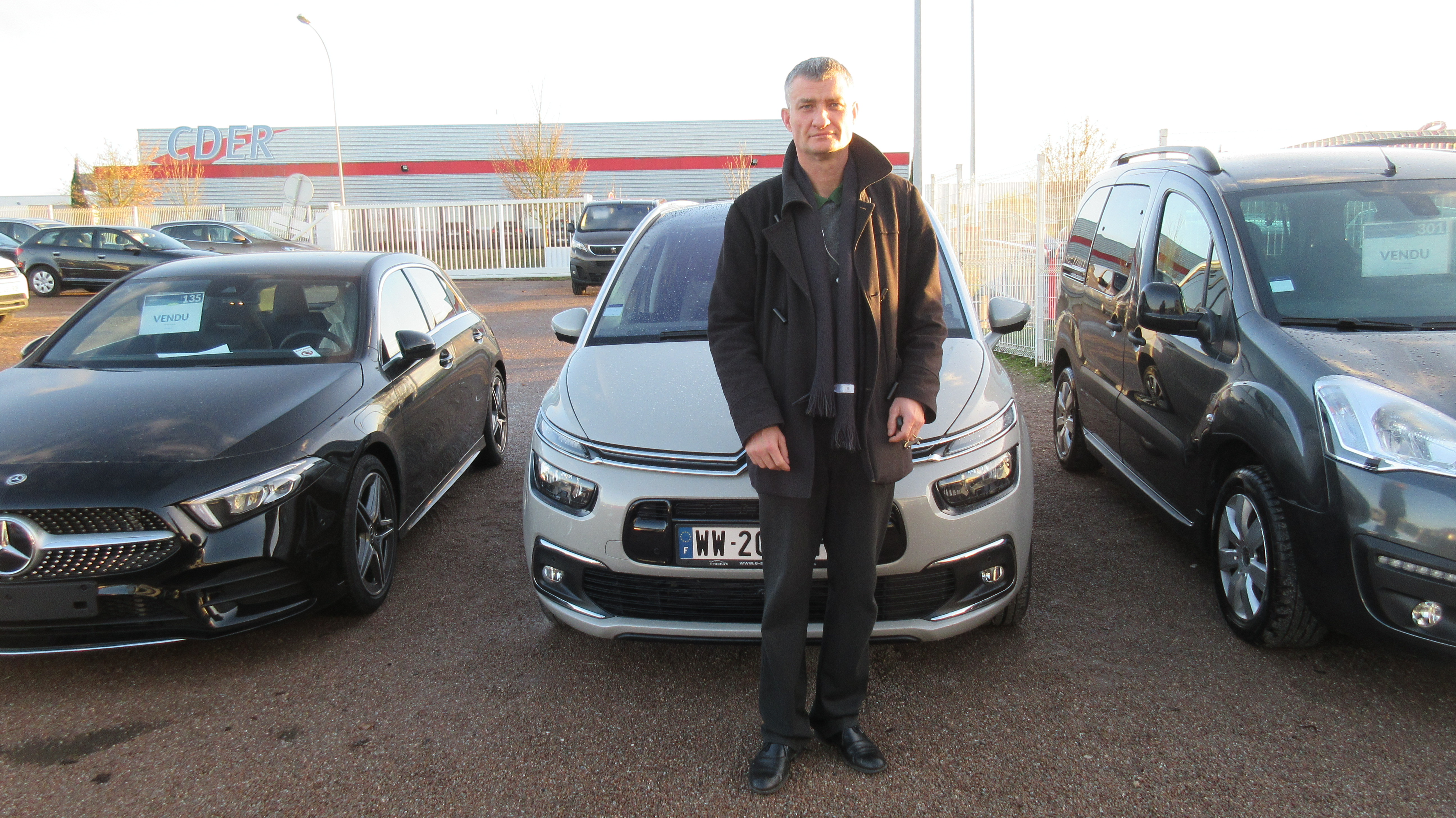 Avis-mandataire-auto-Emotors-Citroen-Grand-c4-spacetourer-Shine-bluehdi-130-s-s-plus-cam-ra-360.