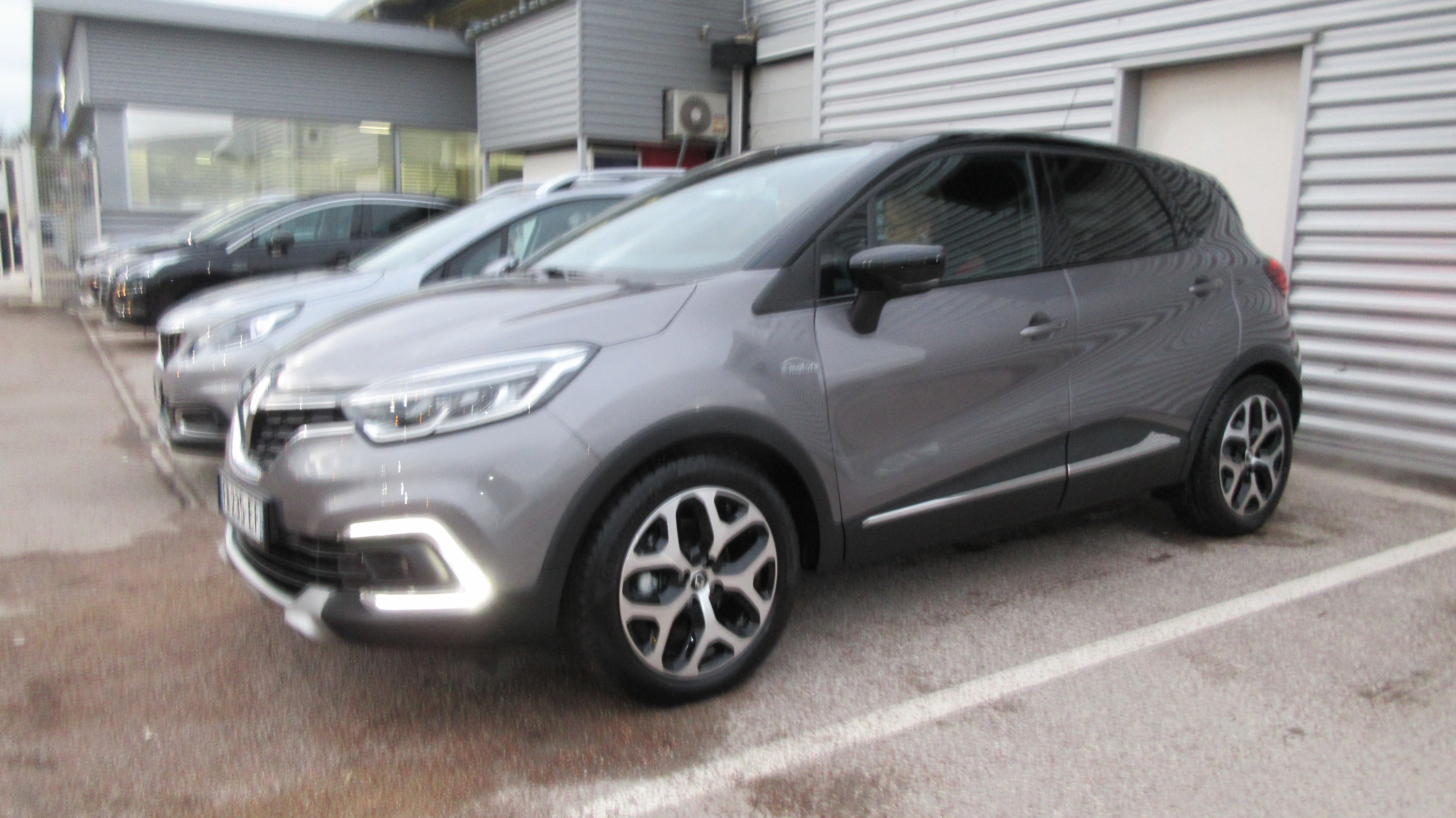 Avis-mandataire-auto-Emotors-Renault-Captur-Intens-tce-120-edc.