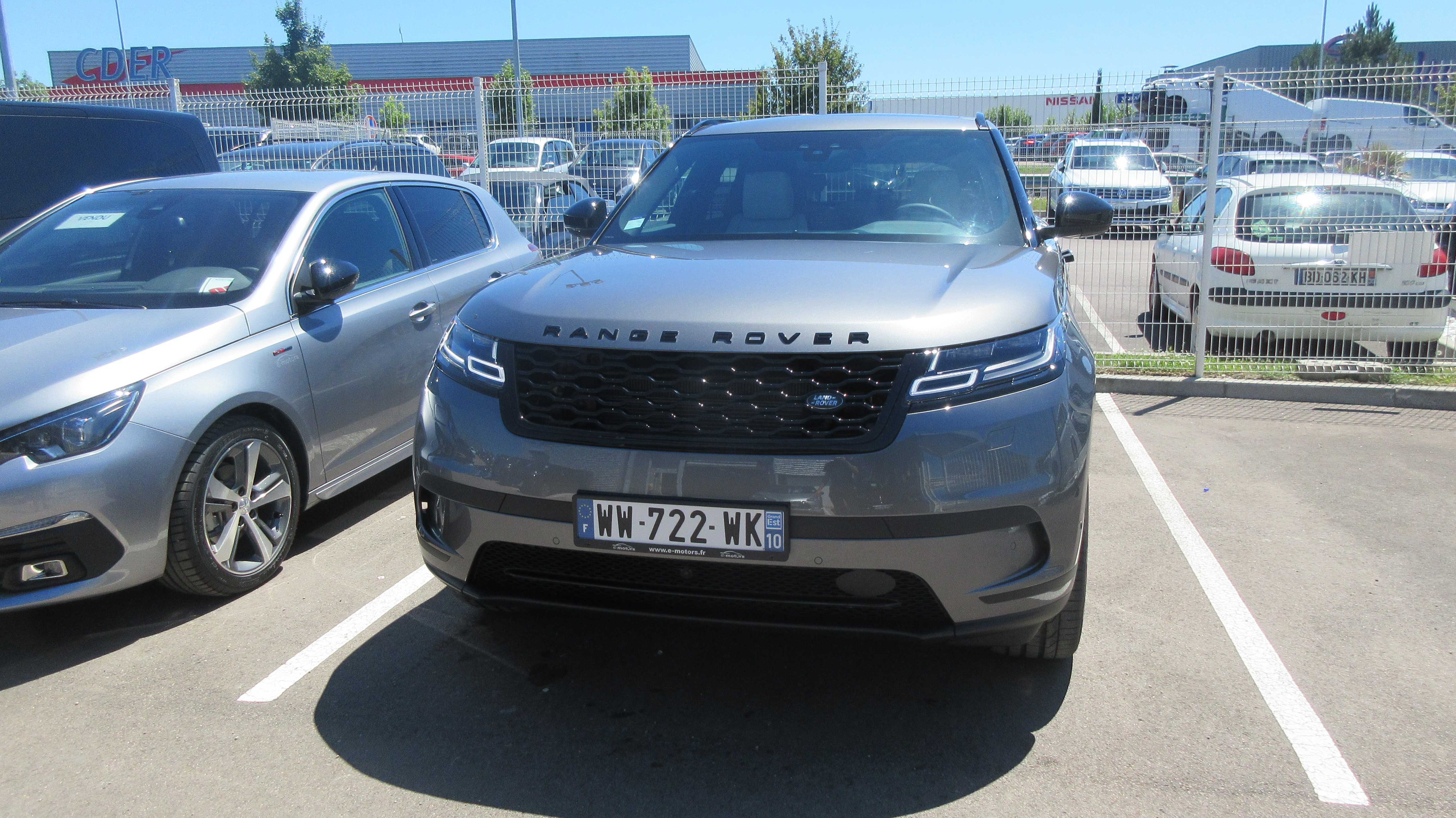 Avis-mandataire-auto-Emotors-Land rover-Range-rover-velar-D240-bva-hse.