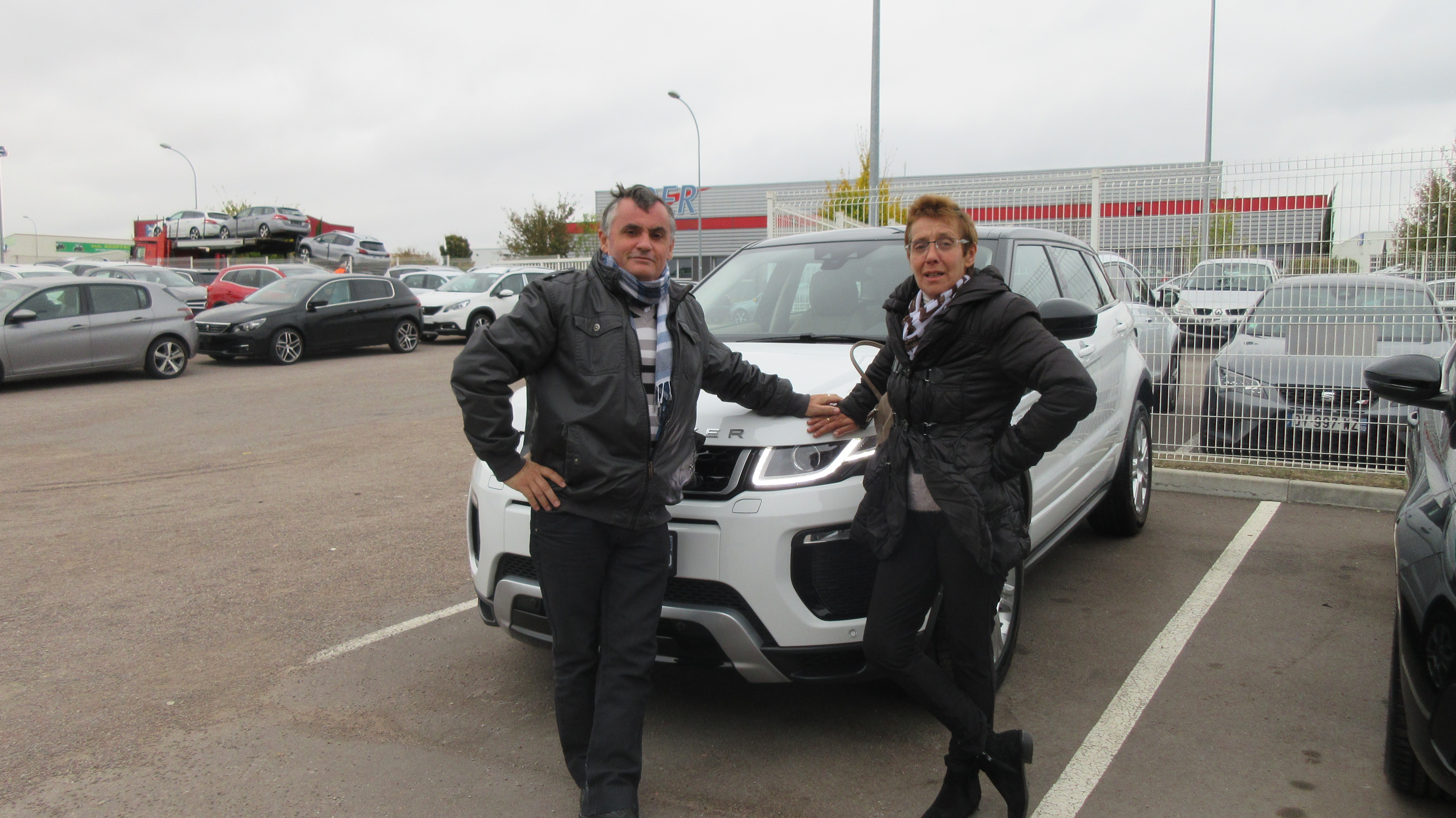 Avis-mandataire-auto-Emotors-Land rover-Range-rover-evoque-Mark-iv-se-dynamic-ed4-150-4x2.