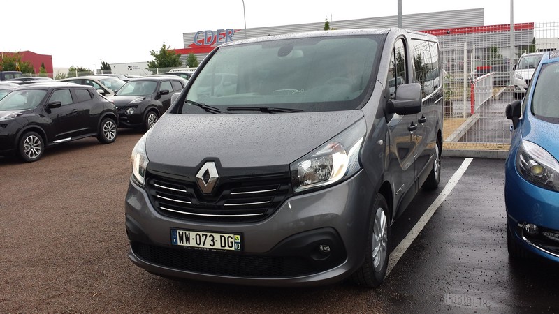 Avis-mandataire-auto-Emotors--Renault-trafic-combi-intens-l1-dci-120-energy-8-places-.