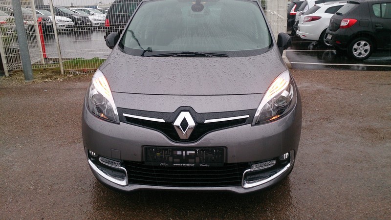 Avis-mandataire-auto-Emotors--Renault-grand-scenic-iii-bose-tce-130-energy-plus-toit-vitr-.