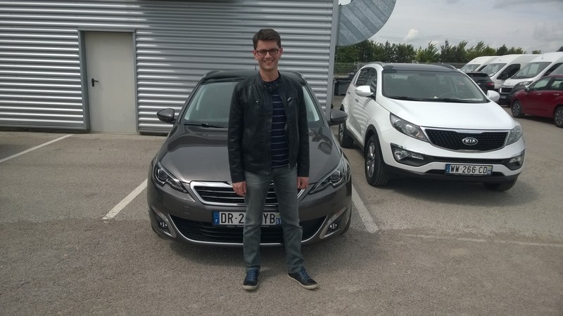 Avis-mandataire-auto-Emotors--Peugeot-308-sw-f-line-bluehdi-150-eat-.