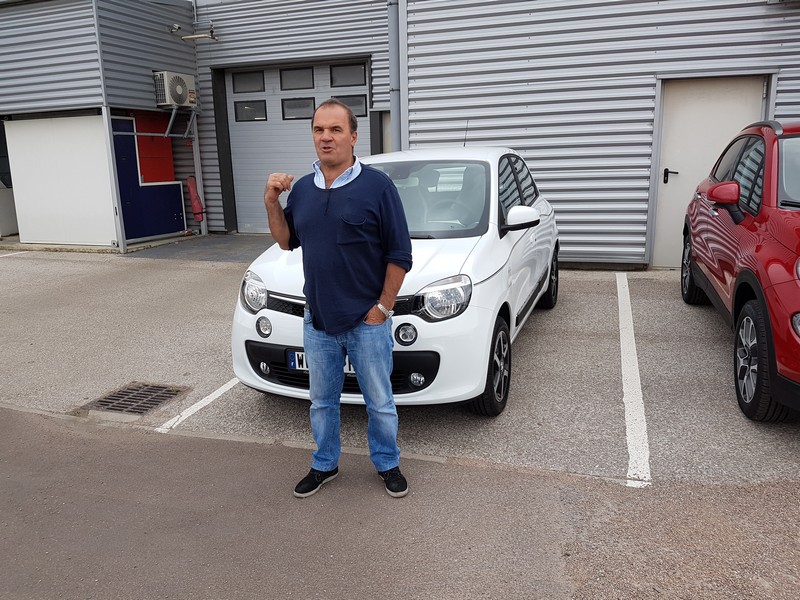 Avis-mandataire-auto-Emotors-Renault-Twingo-Iii-intens-tce-90-edc.