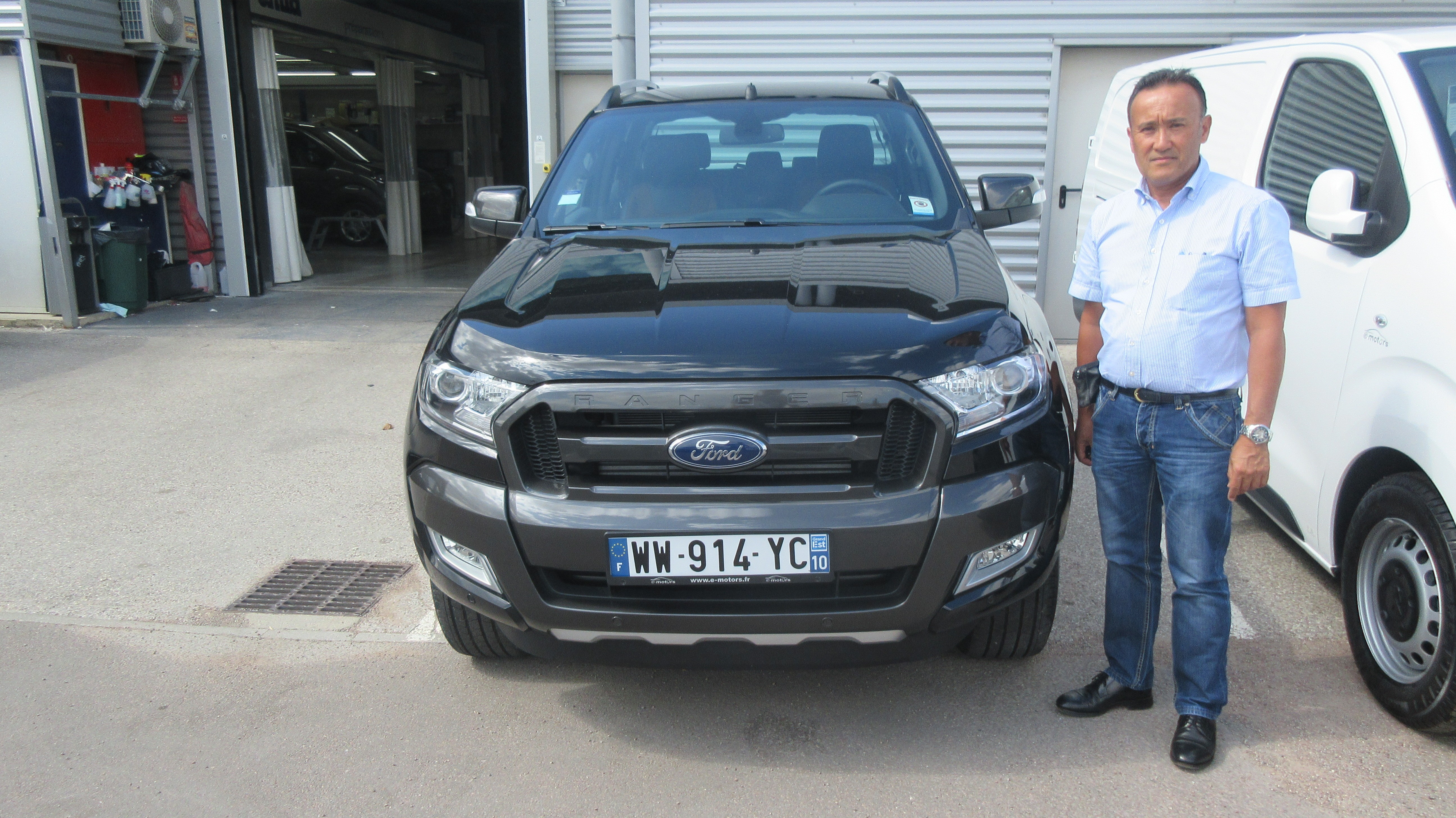 Avis-mandataire-auto-Emotors-Ford-Ranger-Double-cabine-wildtrak-tdci-200-4x4-automatique.
