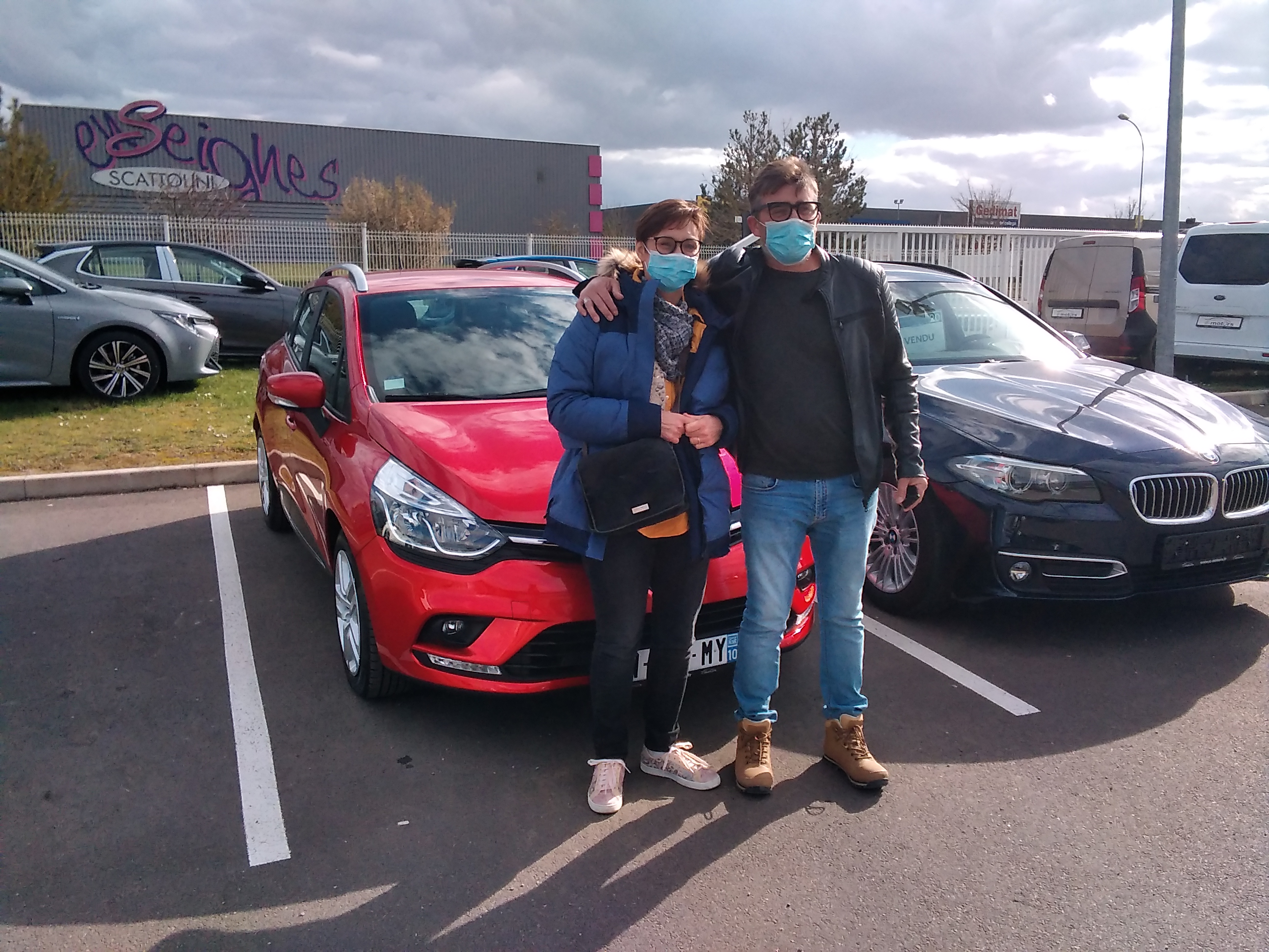 Avis-mandataire-auto-Emotors-Renault-Clio-estate-Clio-zen-estate-tce-90-plus-gps.