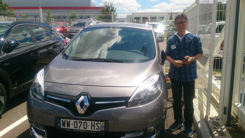 Avis-mandataire-auto-Emotors-Renault-Grand-scenic-Grand-sc-nic-iii-bose-dci-130-energy-7places.