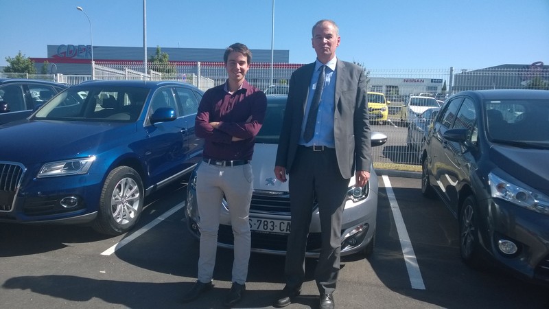 Avis-mandataire-auto-Emotors--Peugeot-308-allure-puretech-130-plus-eat-plus-jantes-17-.