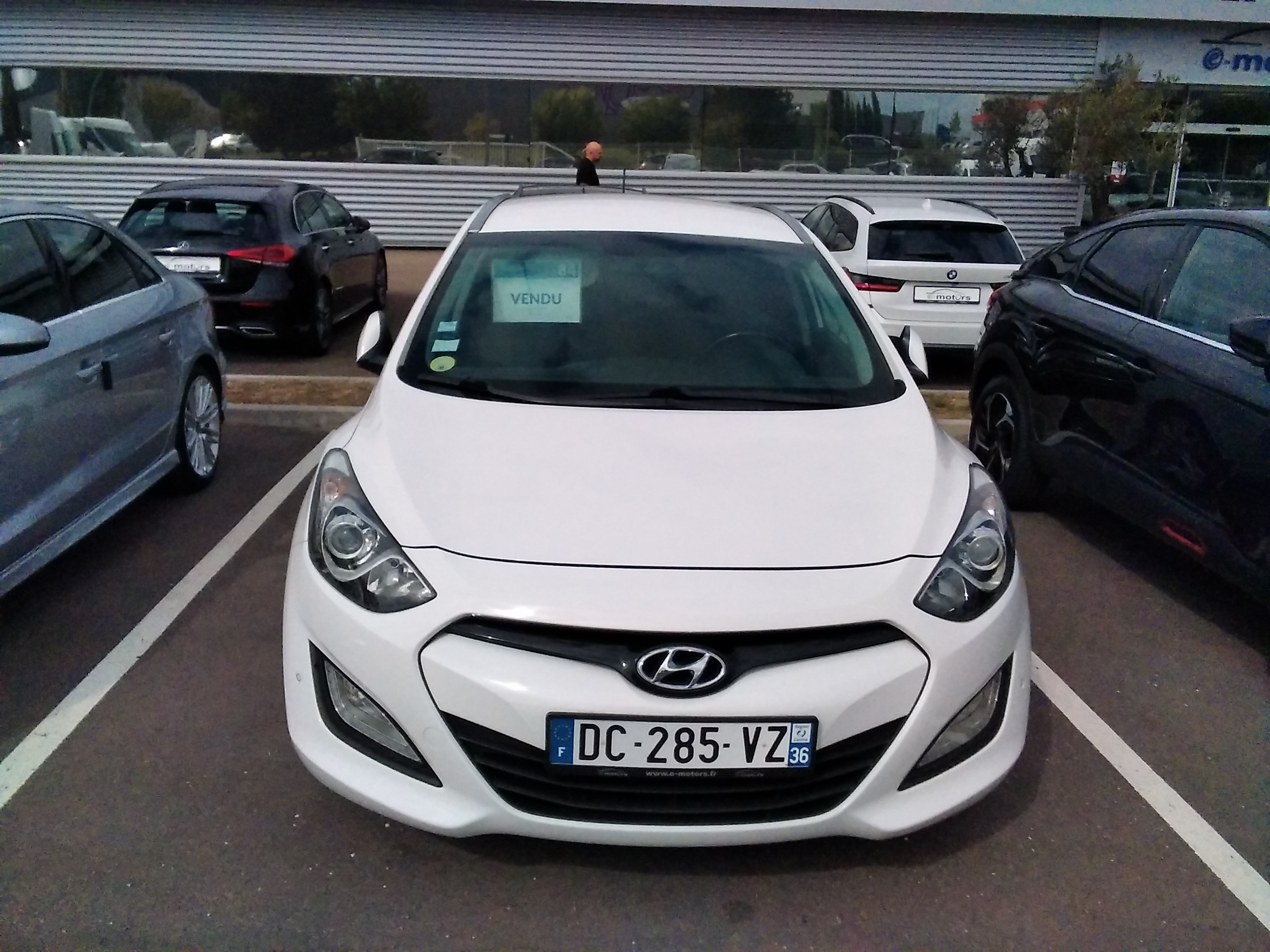 Avis-mandataire-auto-Emotors-Hyundai-I30-sw-1-6-crdi-110-pack-business.