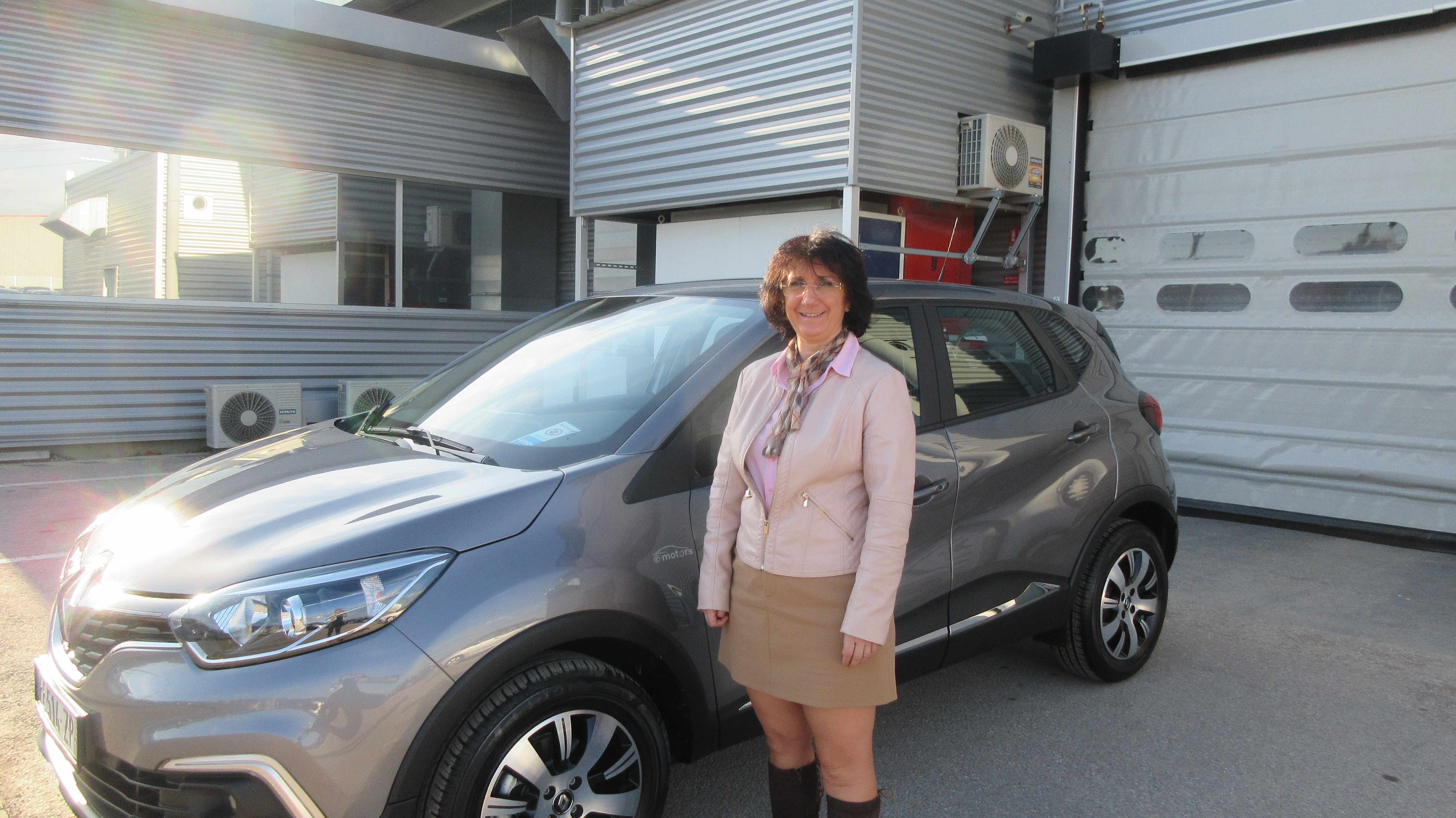 Avis-mandataire-auto-Emotors-Renault-Captur-Zen-dci-90.