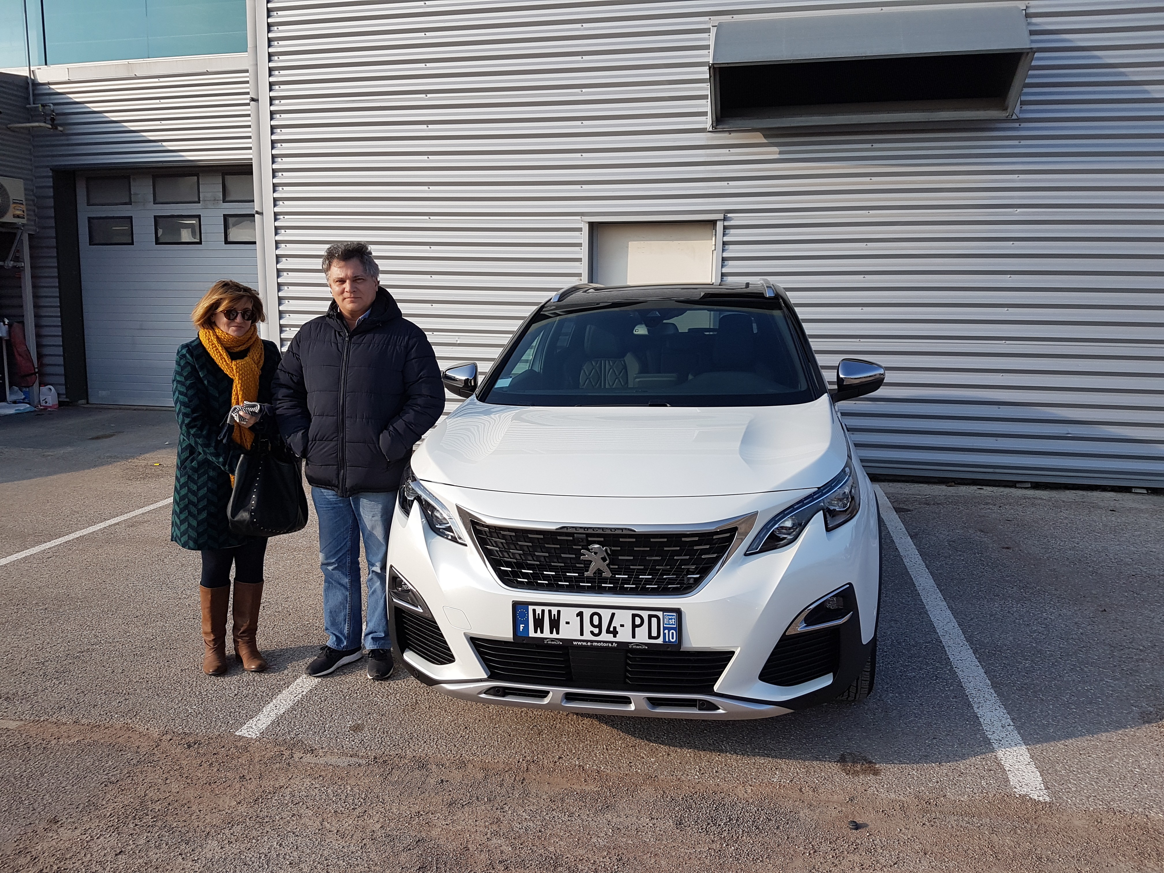 Avis-mandataire-auto-Emotors-Peugeot-3008-Gt-bluehdi-180-s-s-eat6.