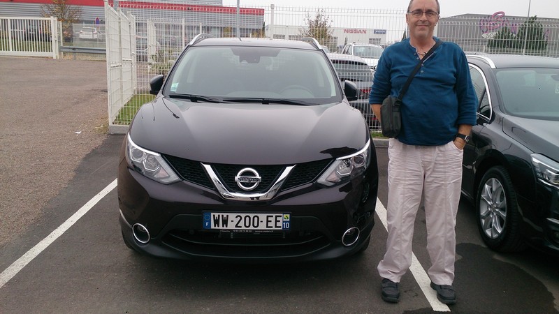 Avis-mandataire-auto-Emotors--Nissan-qashqai-tekna-dci-130-xtronic-4x2-plus-toit-vitr-.
